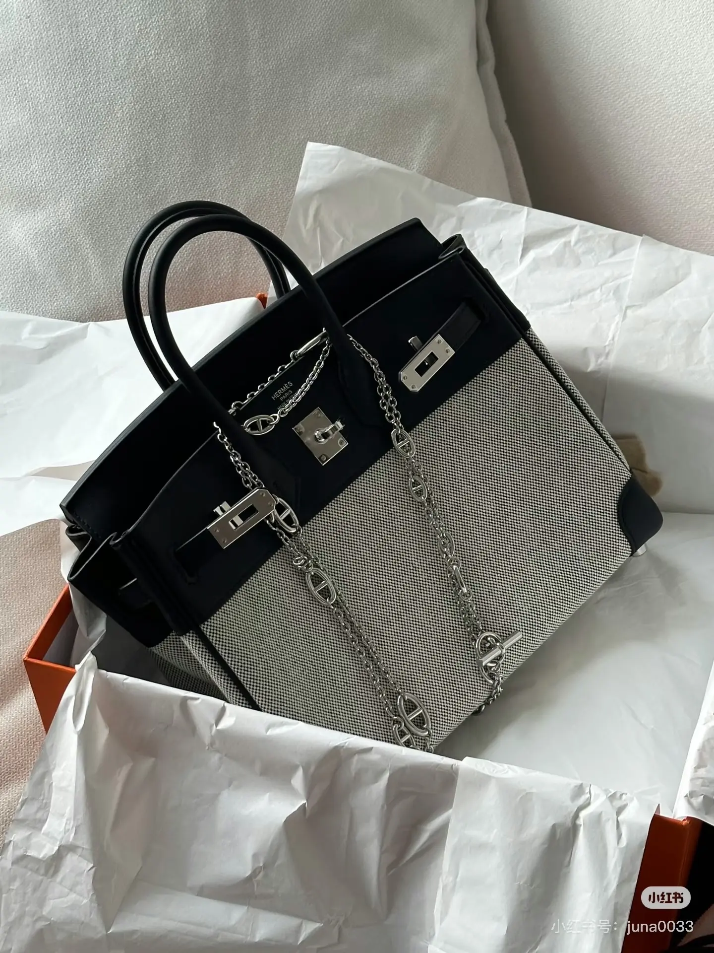 Canvas & Leather Top-Handle Bag D59018544 — view 5