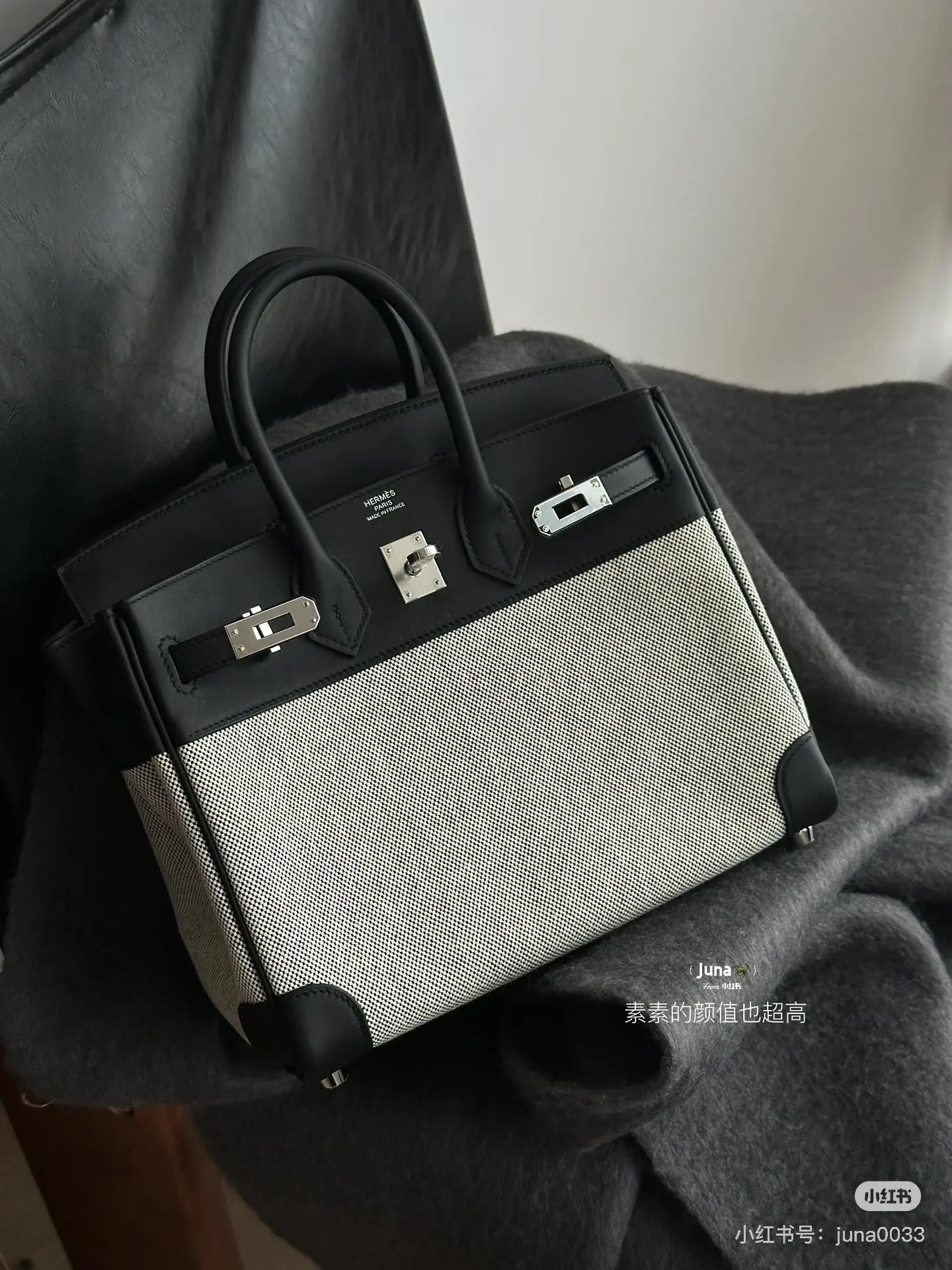 Canvas & Leather Top-Handle Bag D59018544 — view 6