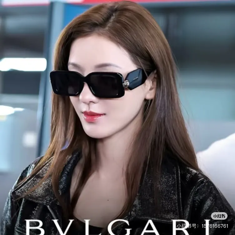 Serpenti Snakehead Chain Sunglasses D20017785 — view 2