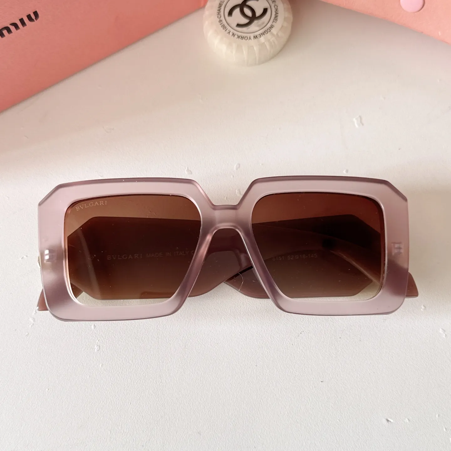 Serpenti Square-Frame Sunglasses D20017784