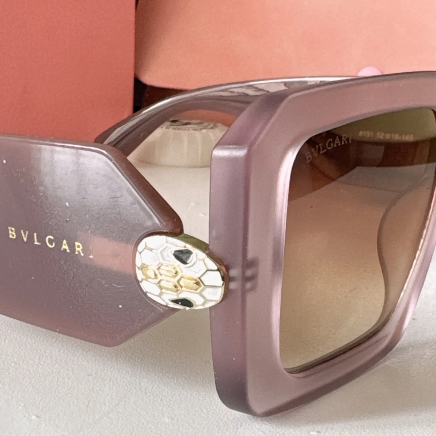 Serpenti Square-Frame Sunglasses D20017784 — view 6