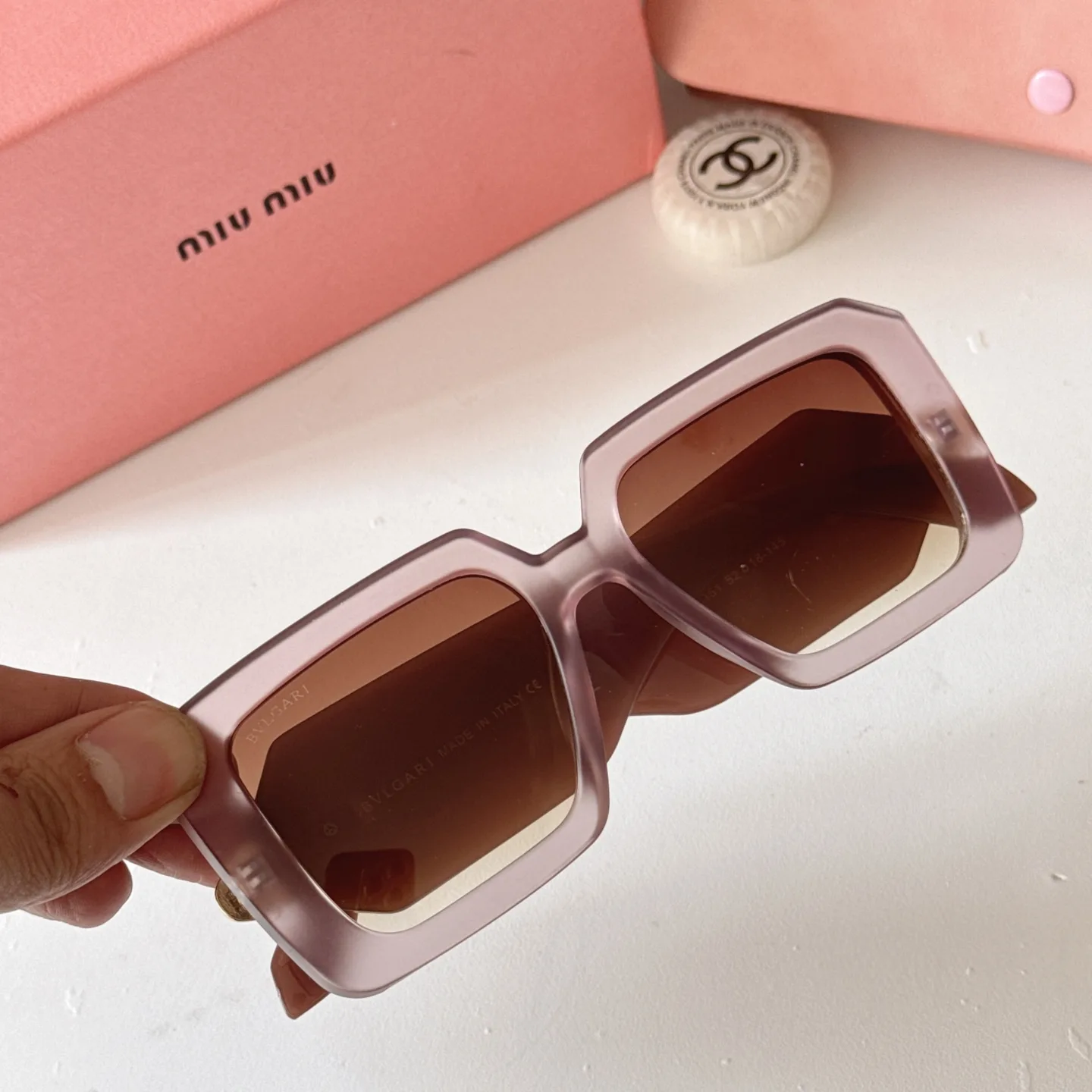 Serpenti Square-Frame Sunglasses D20017784 — view 9