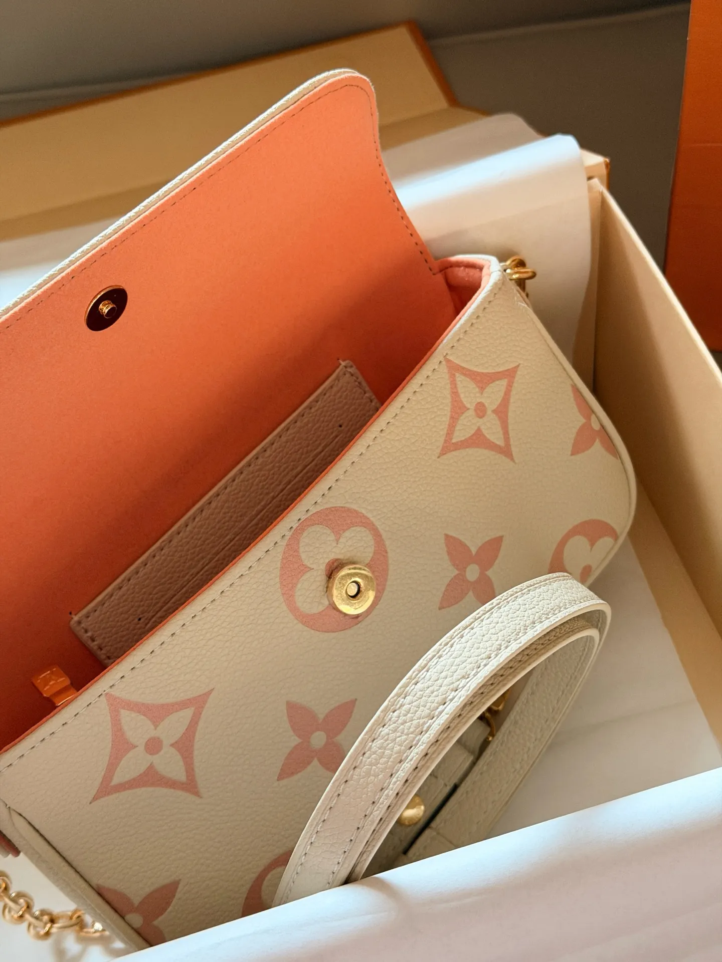 Ivy Monogram Empreinte Crossbody Bag D27018072 — view 9