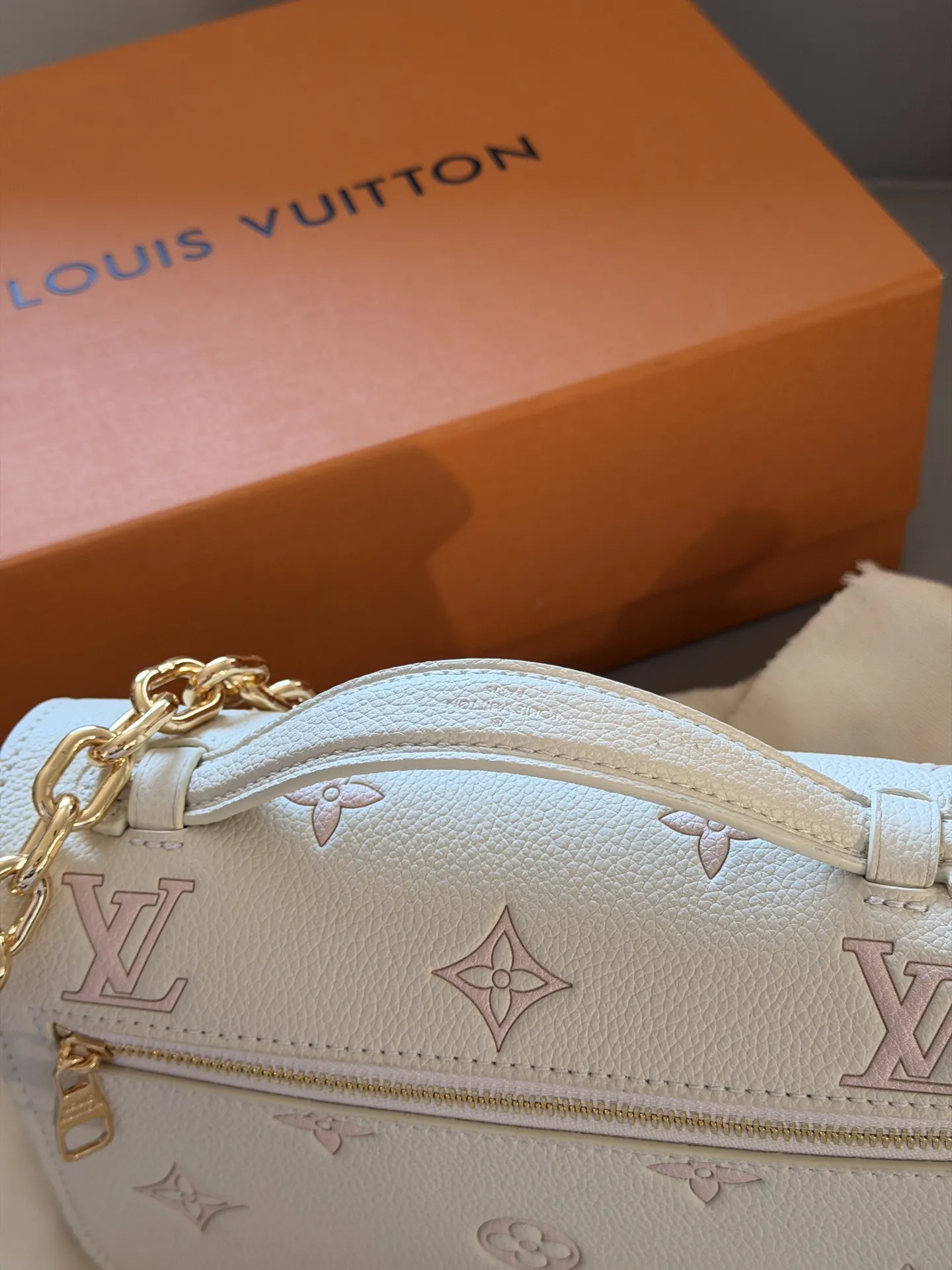 Monogram Empreinte Metis Mini Bag D35518056 — view 5