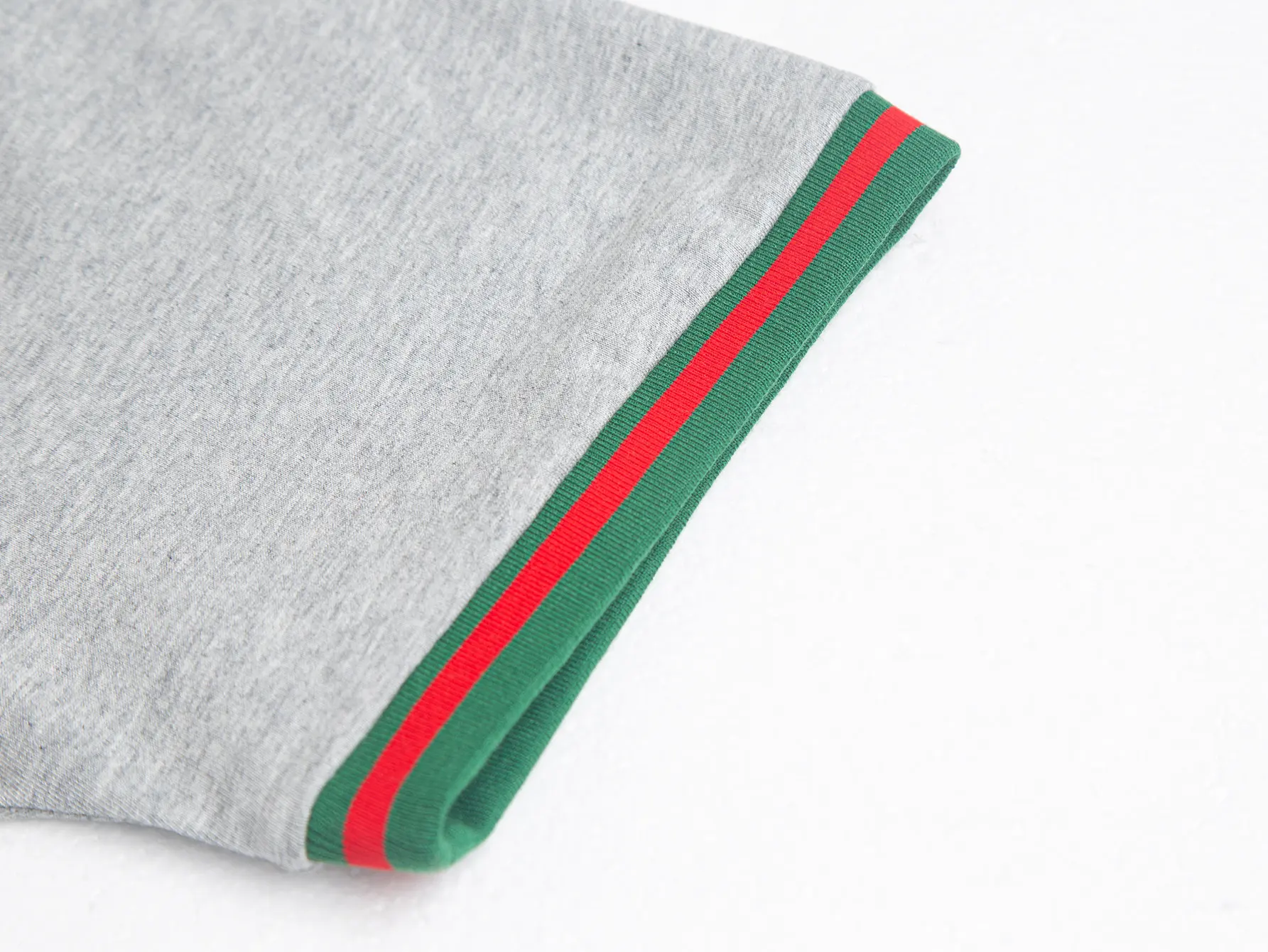 Web-Stripe Trim Logo Embroidery T-Shirt D10516303 — view 4