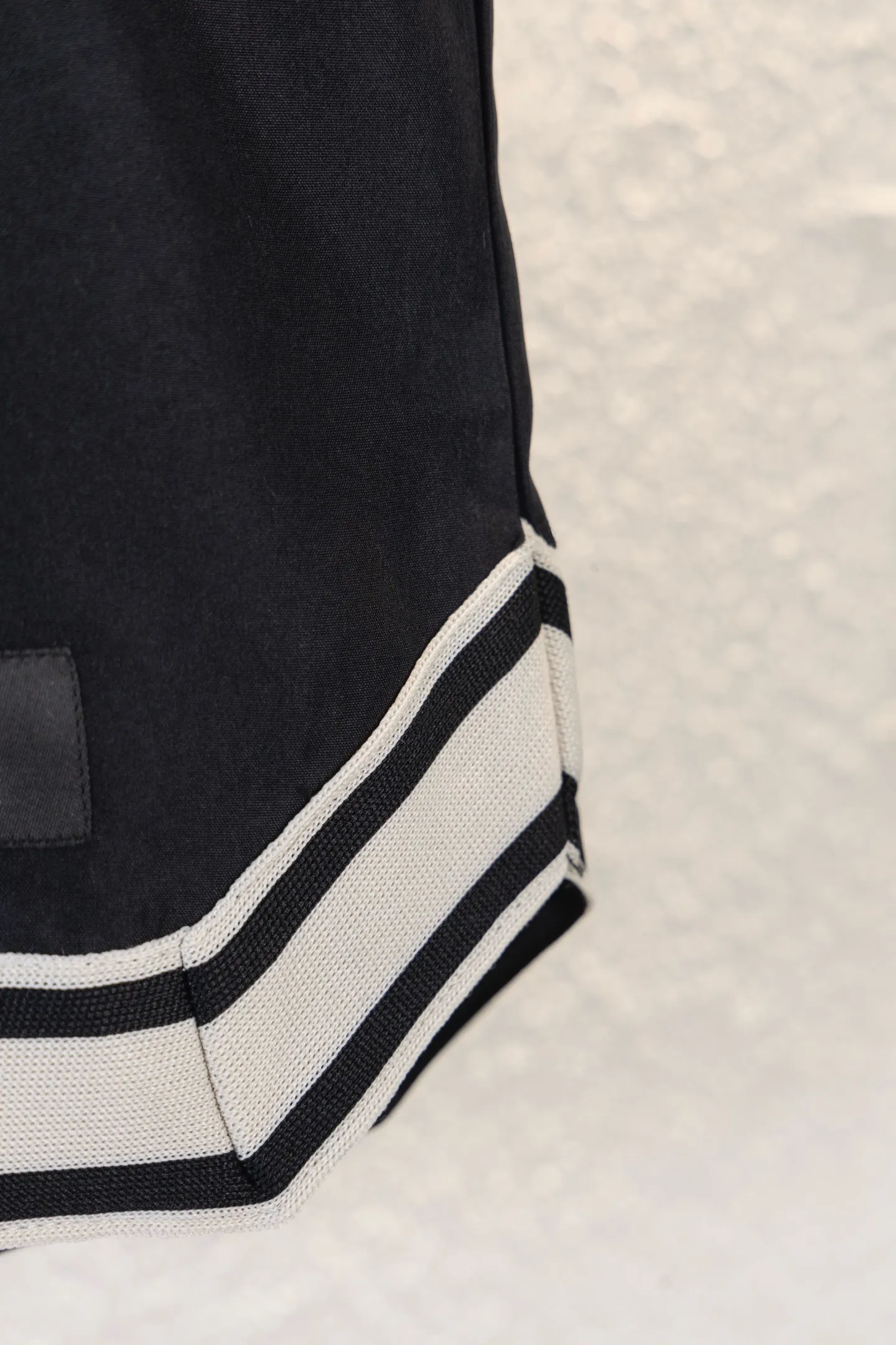 Logo Embroidered Mesh Basketball Shorts D11811535 — view 7