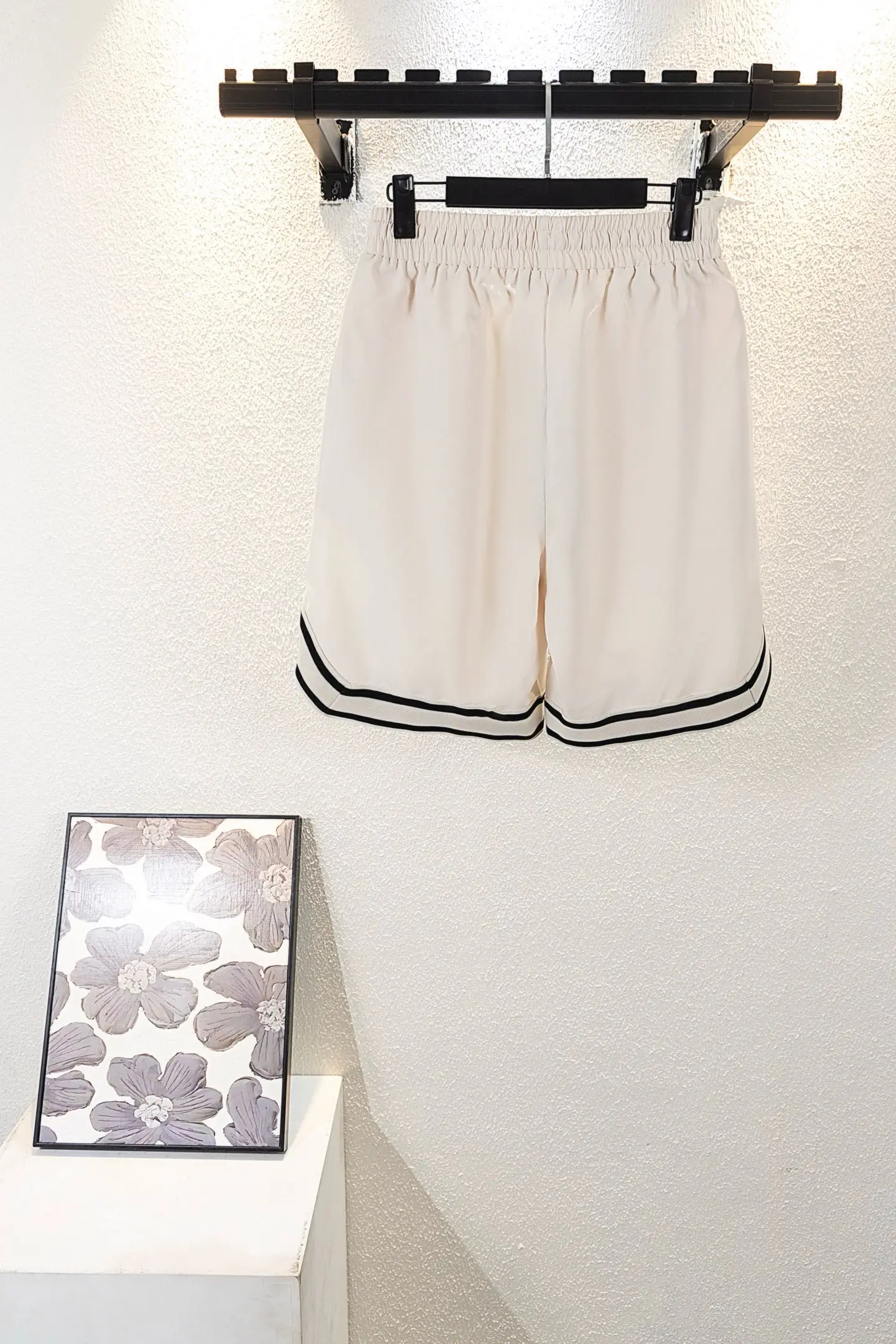 Logo Embroidered Mesh Basketball Shorts D11811531 — view 2
