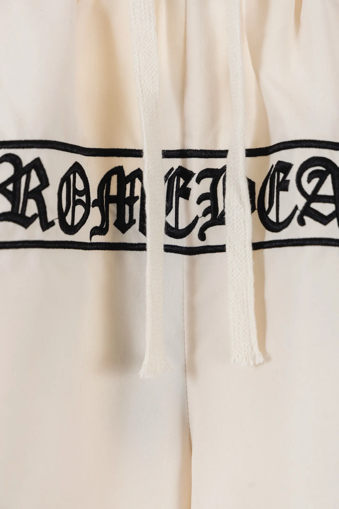 Logo Embroidered Mesh Basketball Shorts D11811531 — view 5