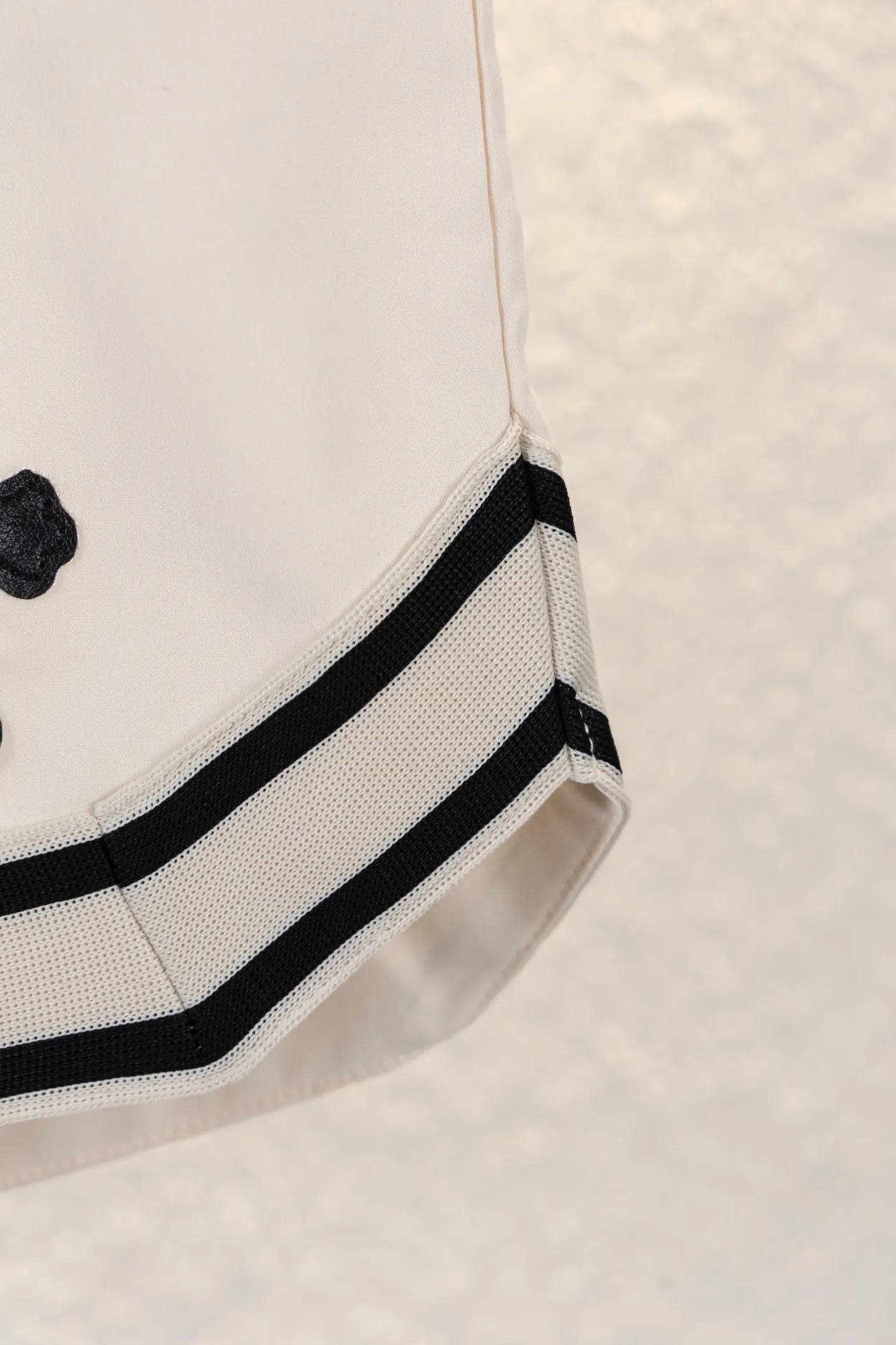 Logo Embroidered Mesh Basketball Shorts D11811531 — view 6