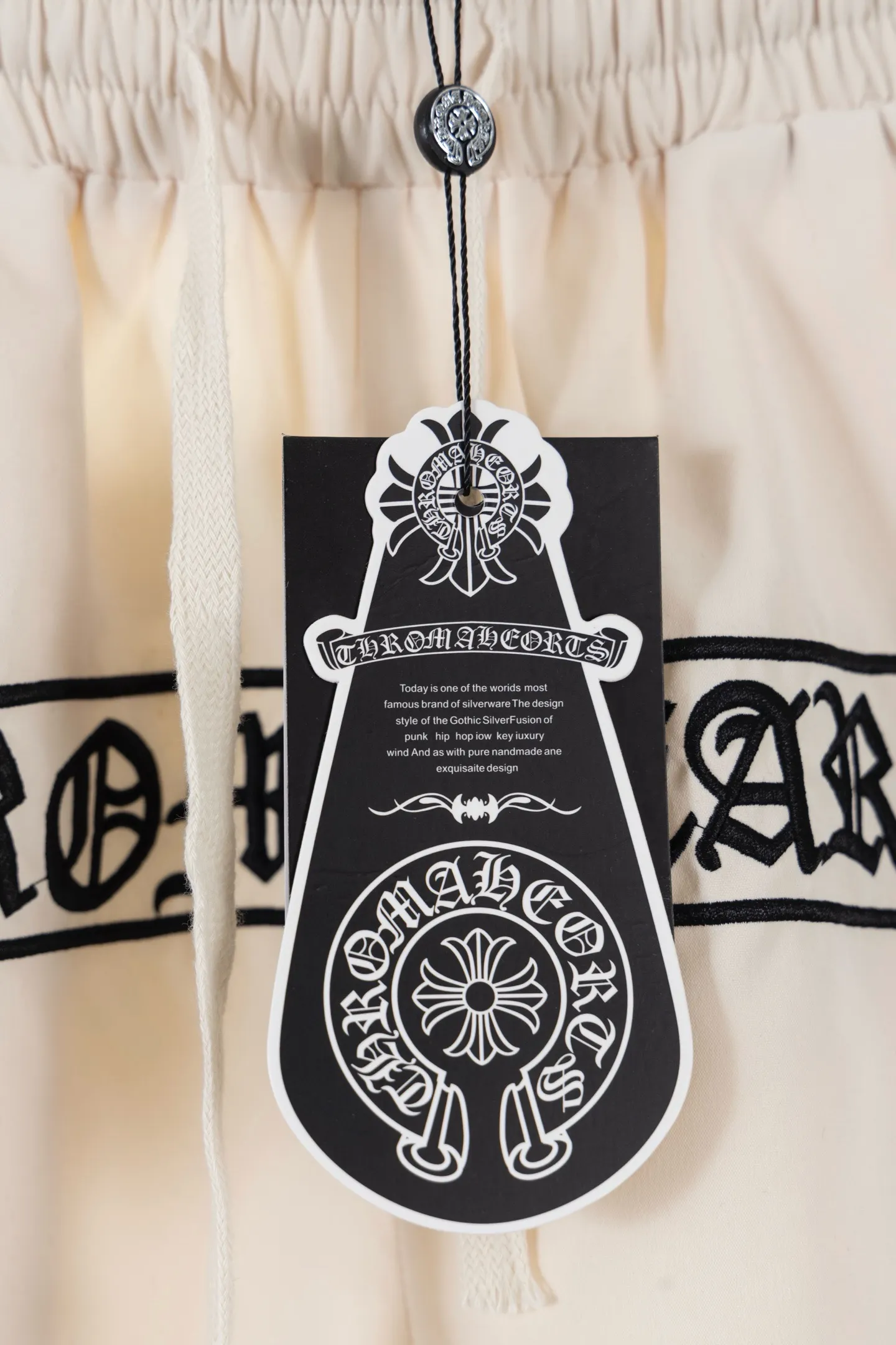 Logo Embroidered Mesh Basketball Shorts D11811531 — view 9