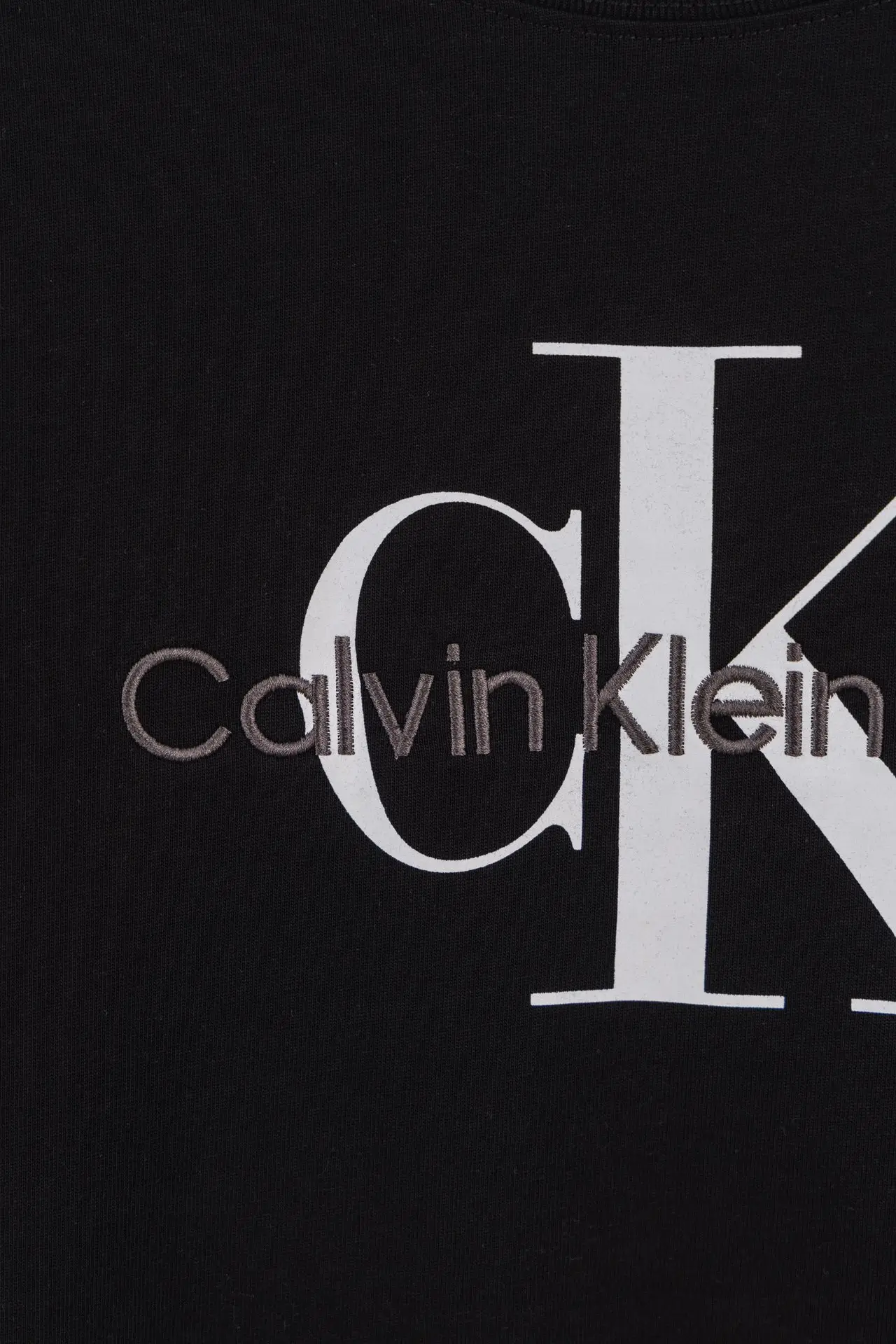 Logo Embroidered Long-Sleeve T-Shirt D12312645 — view 5