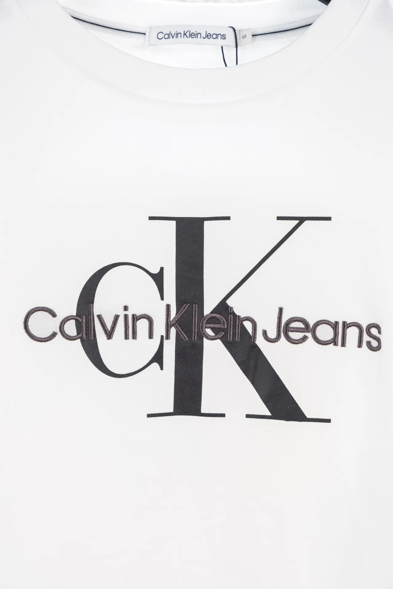 Logo Embroidery Long-Sleeve T-Shirt D12312644 — view 4
