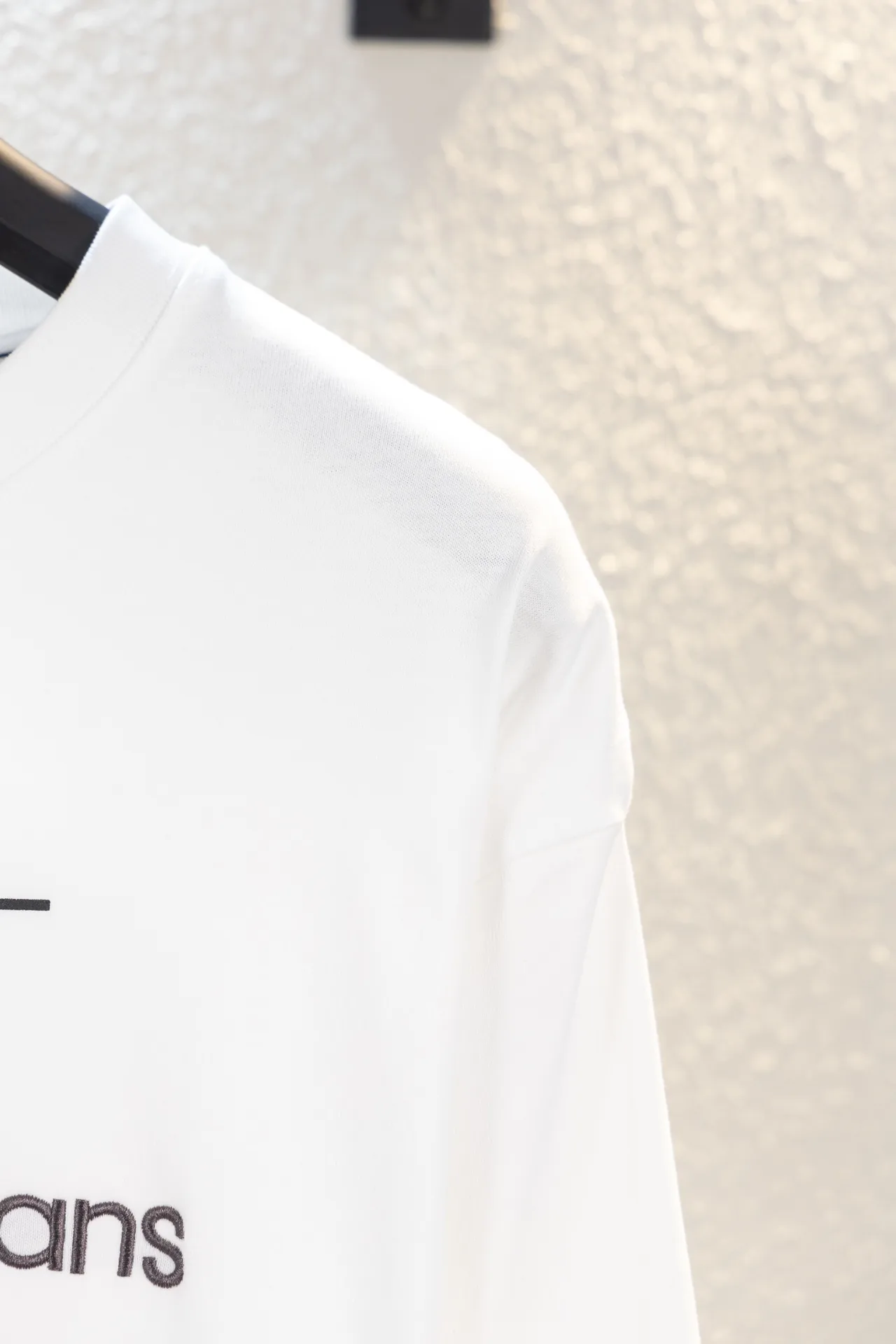Logo Embroidery Long-Sleeve T-Shirt D12312644 — view 8