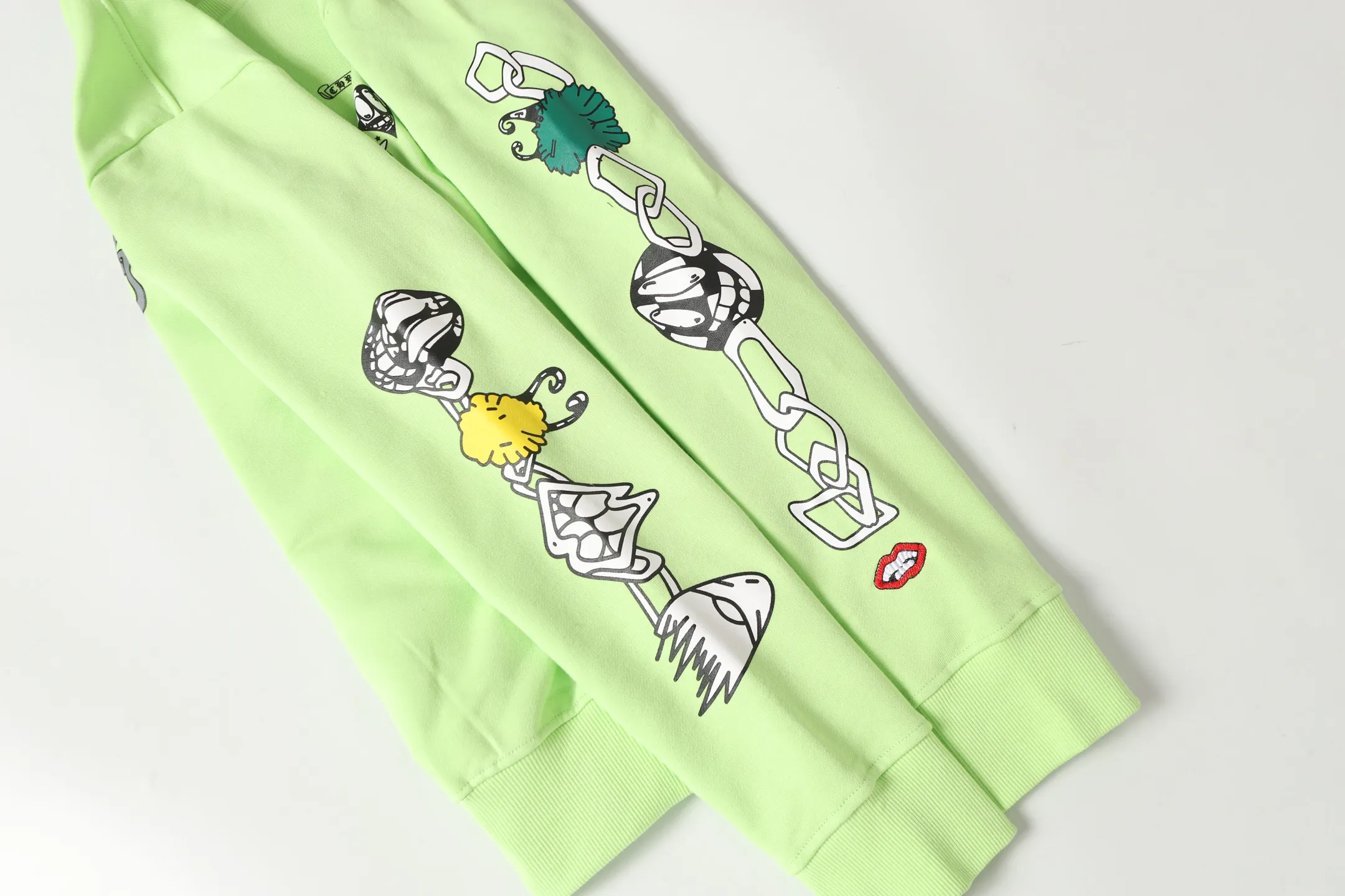 Graffiti Print Crew-Neck Sweatshirt D12513879 — view 8