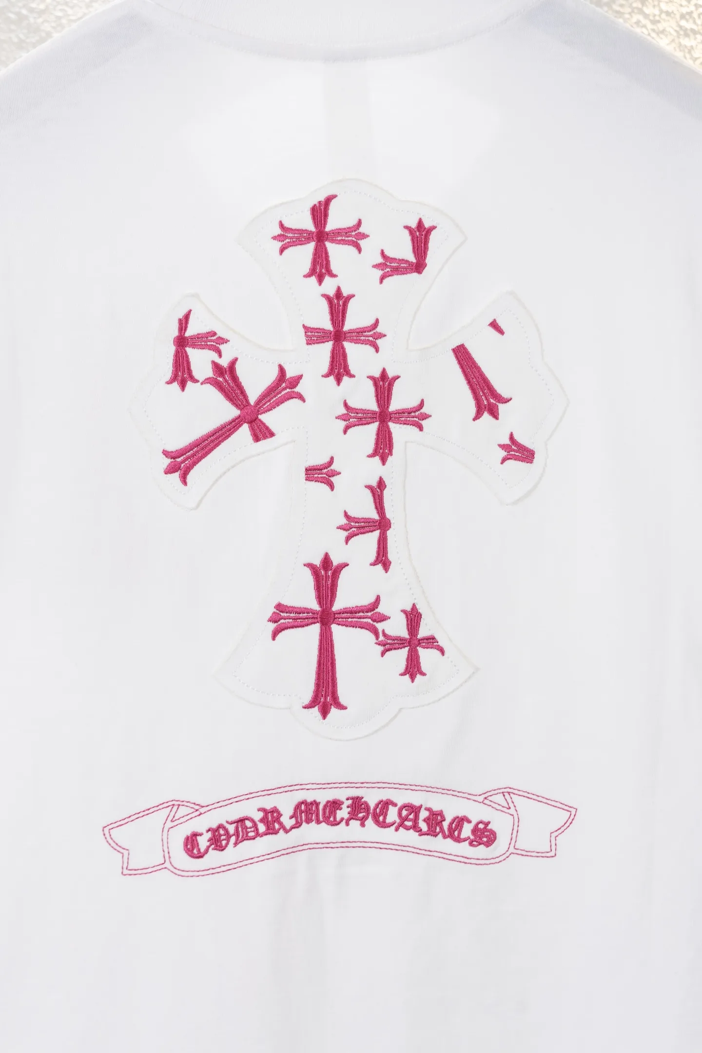 Cross Patch Embroidered Cotton T-Shirt D12512612 — view 5
