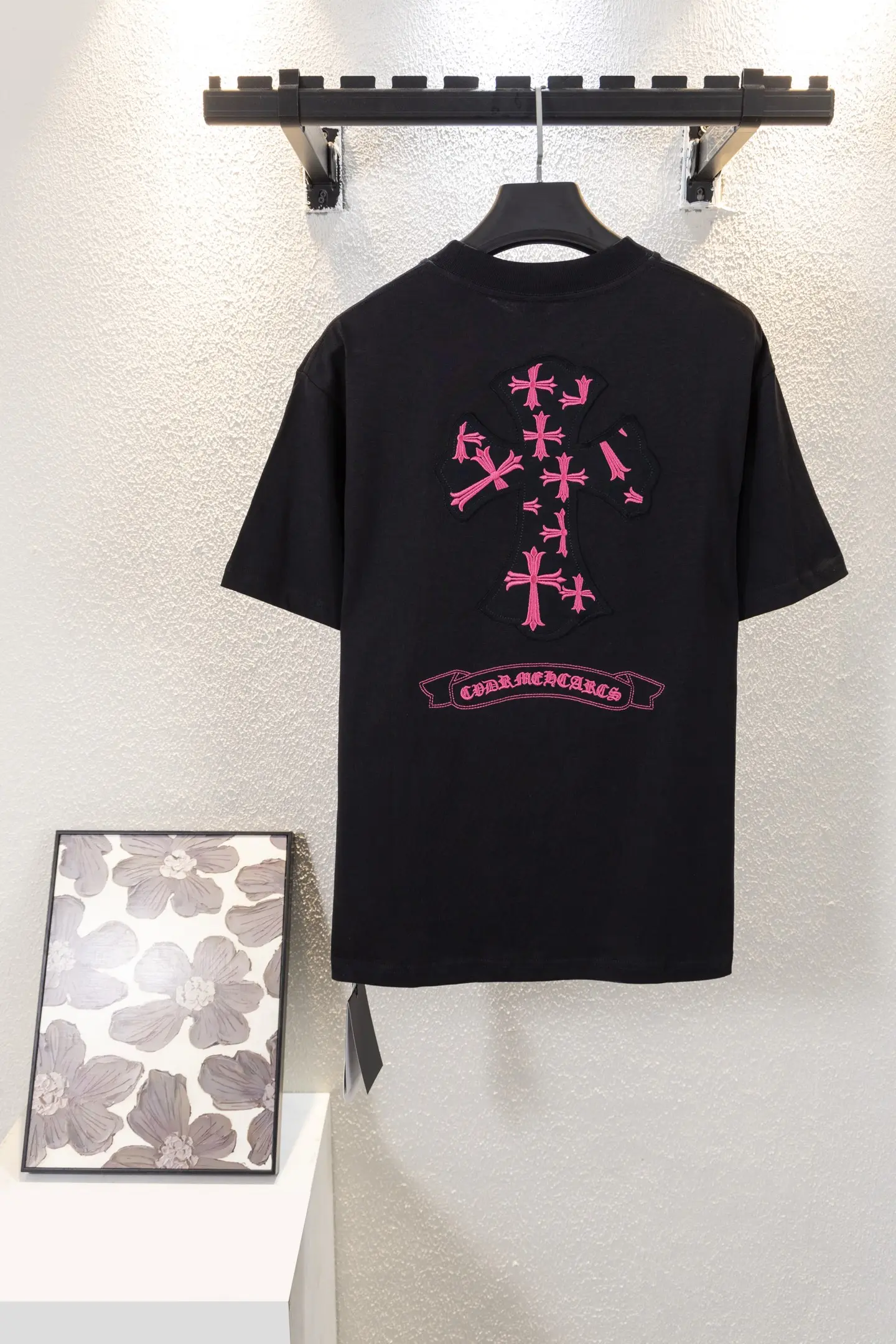 Cross Appliqué Embroidered Cotton T-Shirt D12512611 — view 2