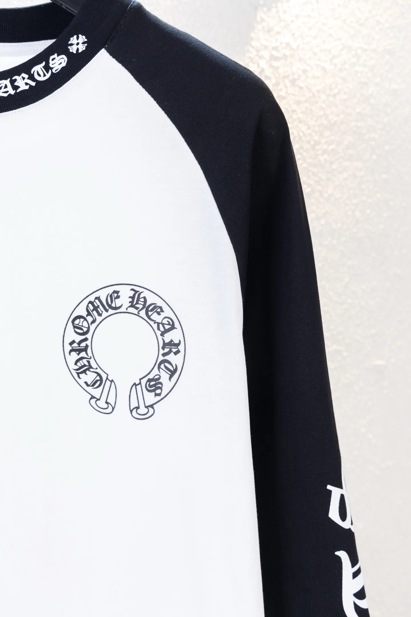 Logo Print Raglan Long-Sleeve T-Shirt D12812671 — view 5