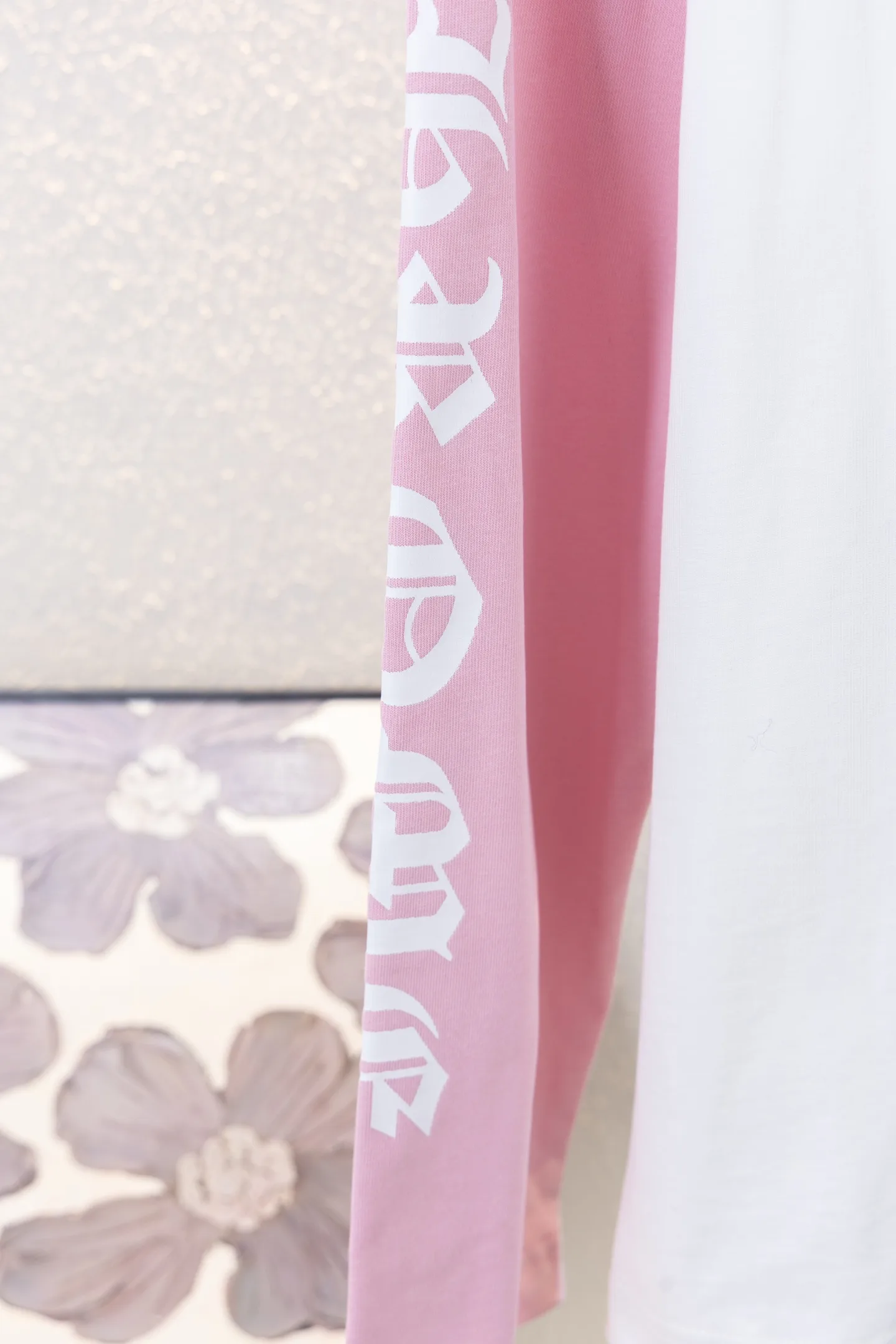 Logo Print Raglan Long-Sleeve T-Shirt D12812673 — view 8