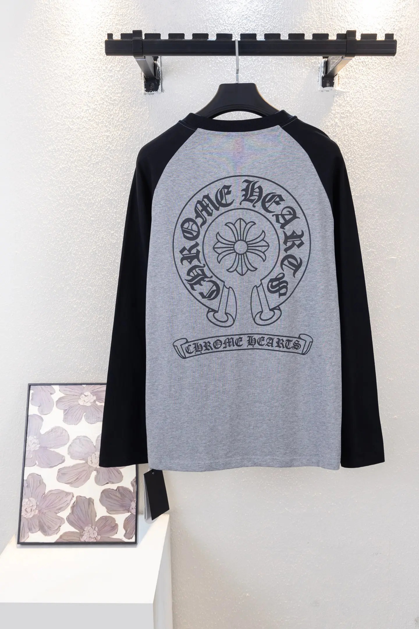 Logo Print Raglan Long-Sleeve T-Shirt D12812668 — view 2