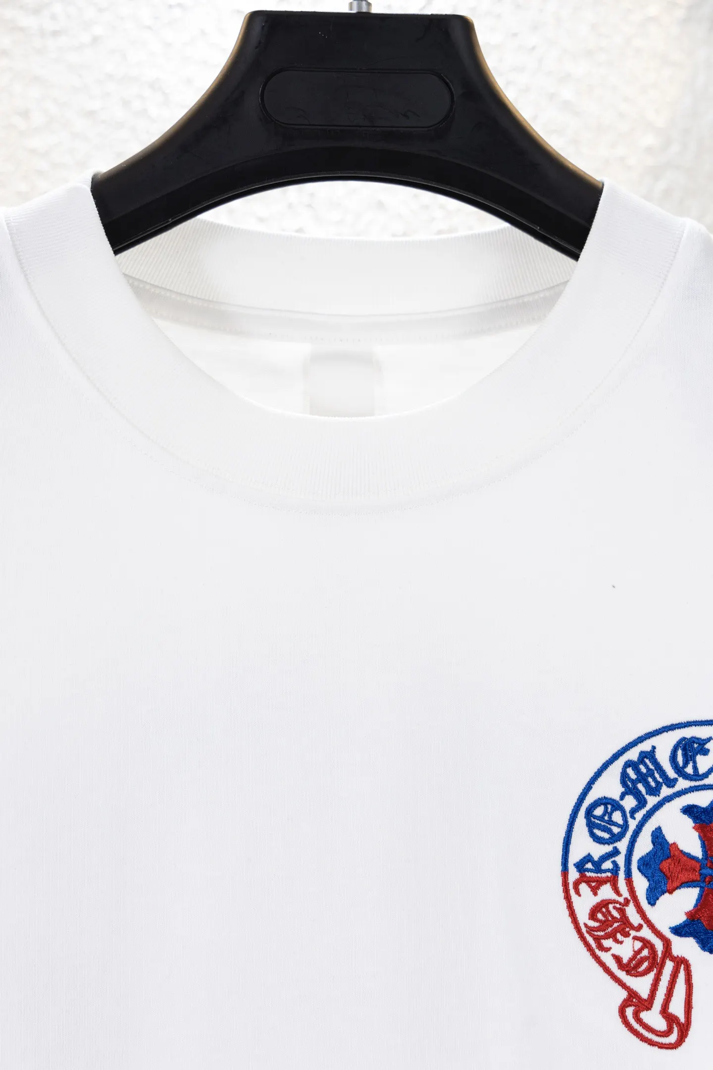Horseshoe Logo Embroidered Cotton T-Shirt D12811556 — view 3