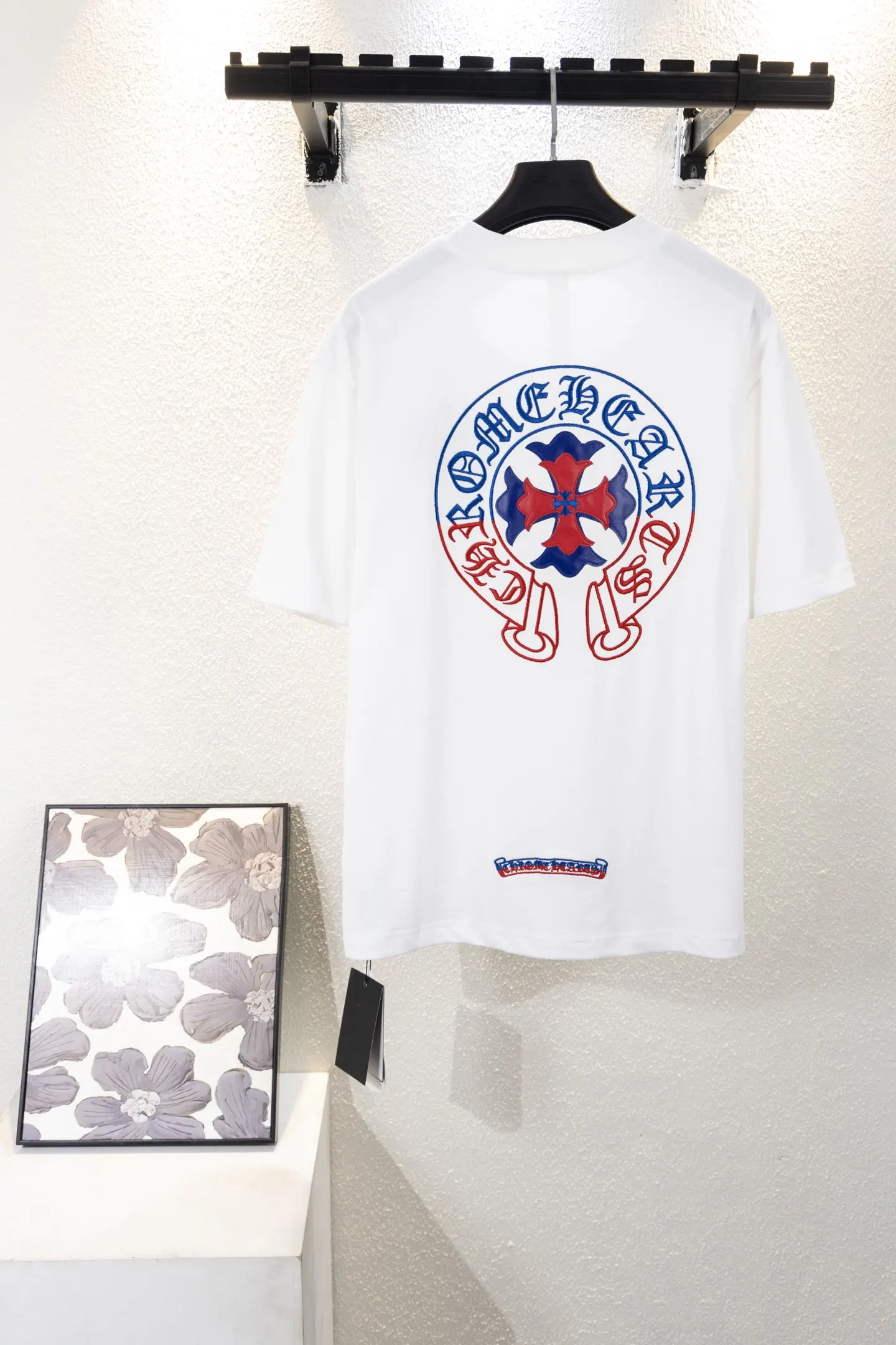 Horseshoe Logo Embroidered Cotton T-Shirt D12812620 — view 2