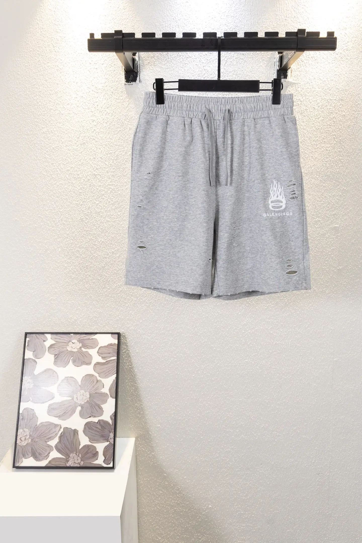 Flame Logo Distressed Cotton Shorts D12812618