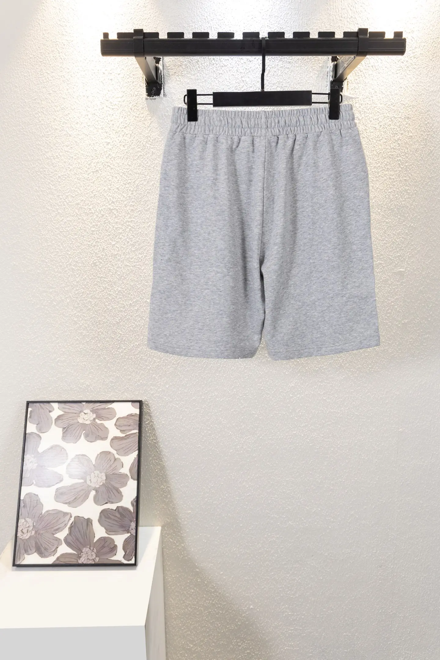 Flame Logo Distressed Cotton Shorts D12812618 — view 2