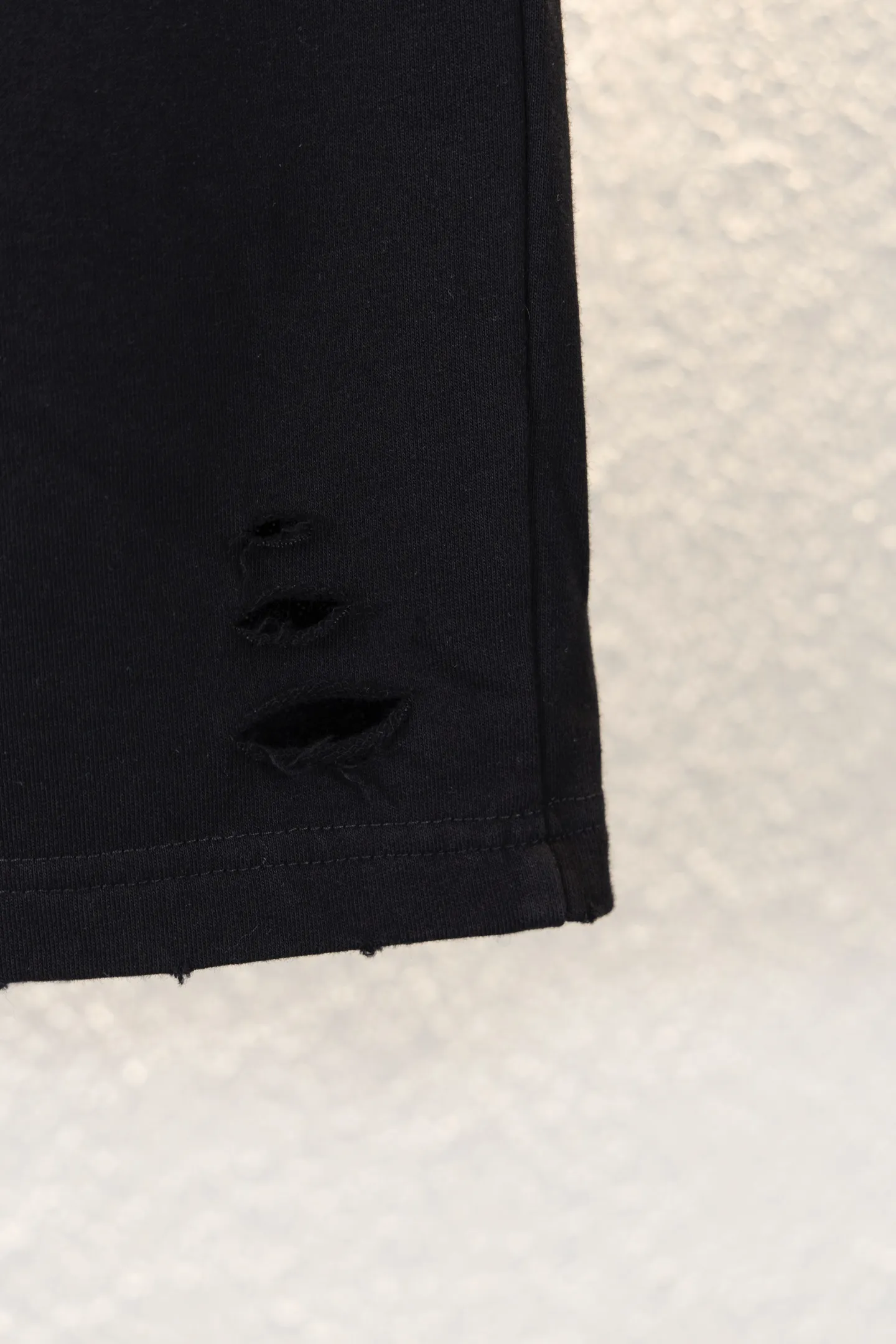 Flame Logo Distressed Cotton Shorts D12812617 — view 8