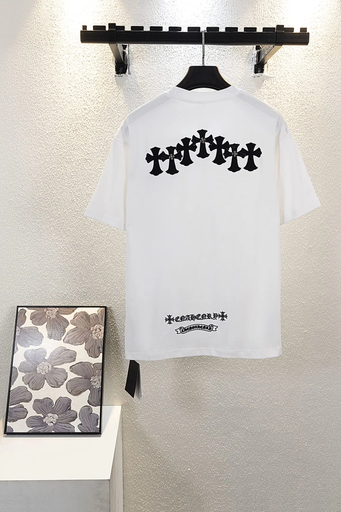 Cross Patch Leather Appliqué T-Shirt D12812614 — view 2
