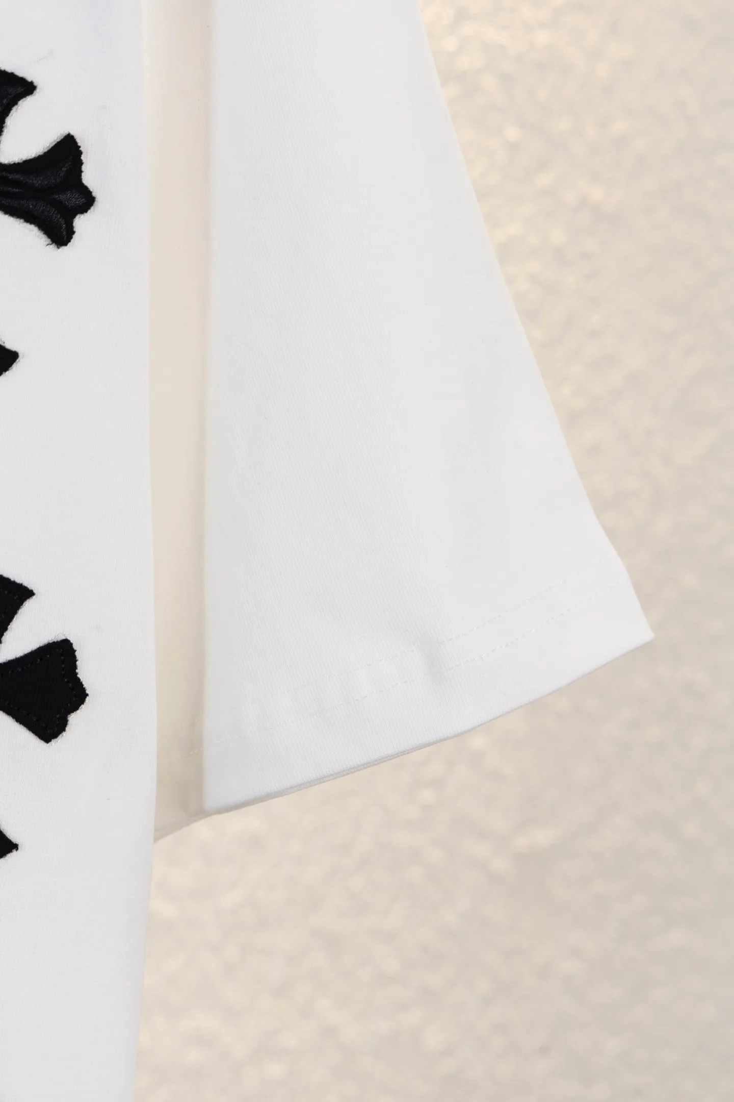 Cross Patch Leather Appliqué T-Shirt D12812614 — view 10