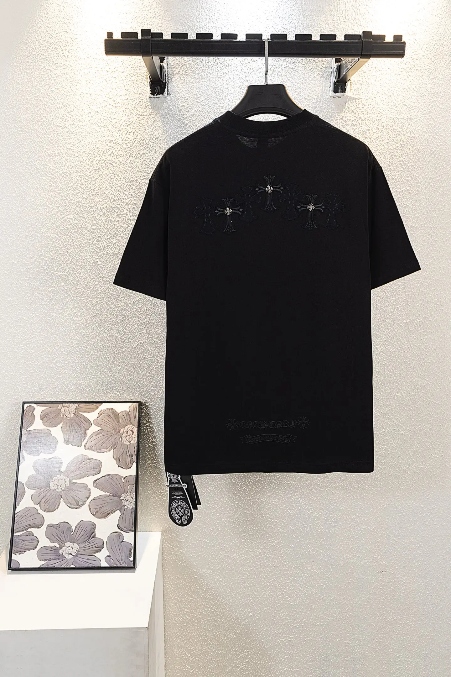 Leather Cross Patch Cotton T-Shirt D12812613 — view 2