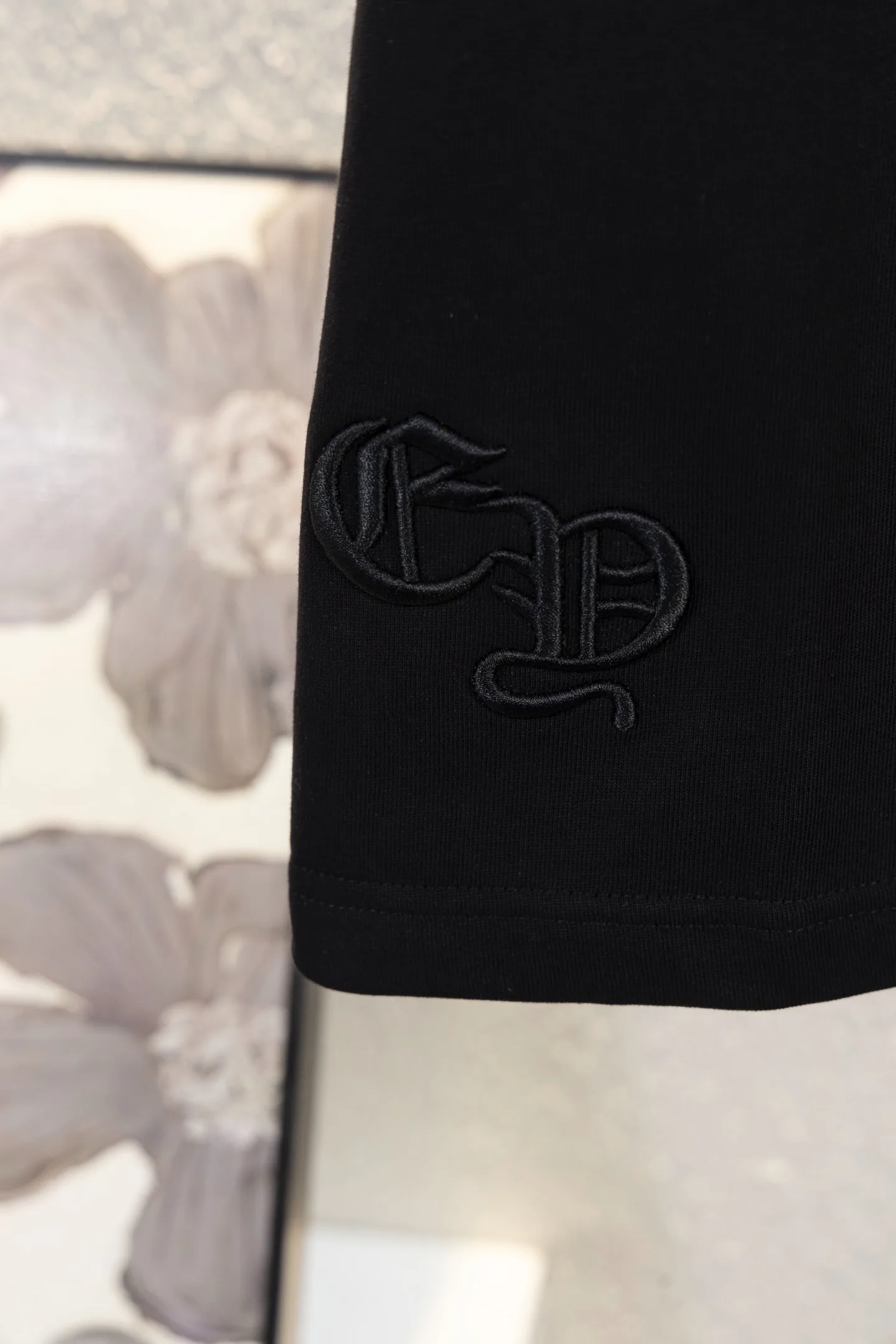 Leather Cross Patch Cotton T-Shirt D12812613 — view 7