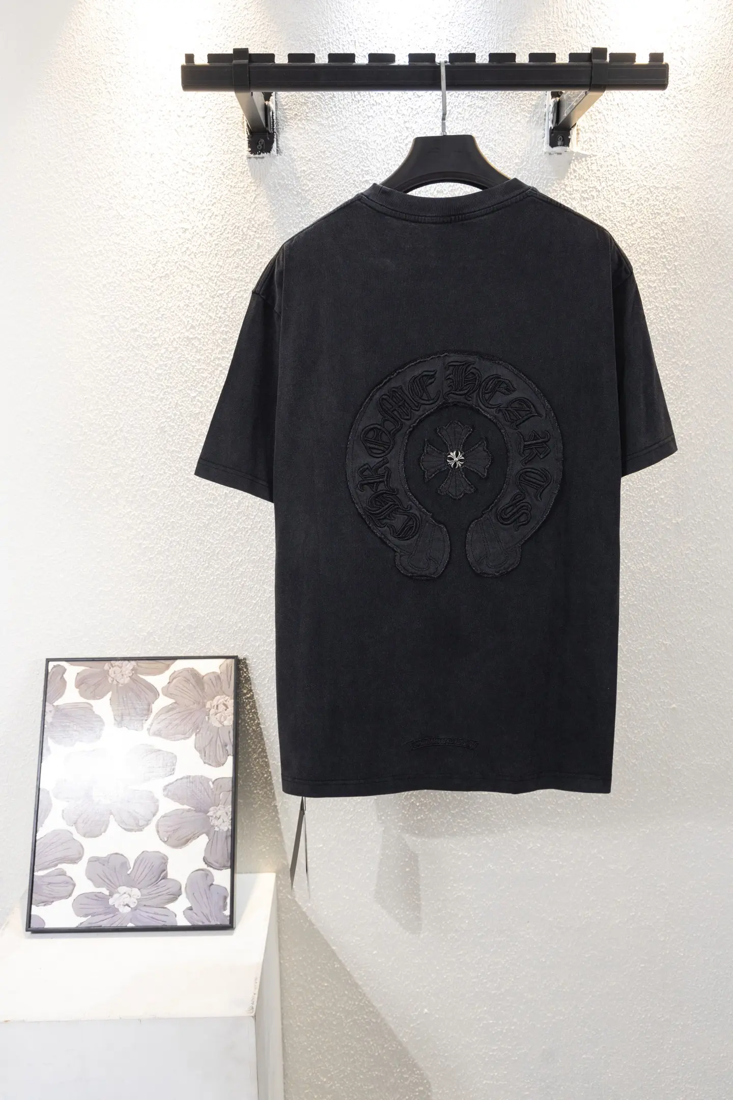 Cross Patch Embroidered Cotton T-Shirt D13012631 — view 2