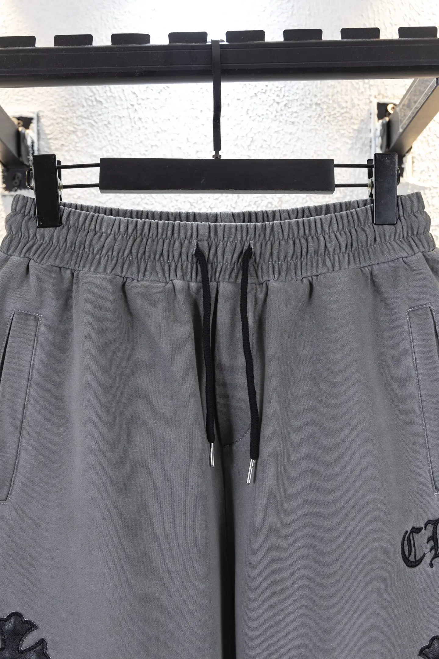 Embroidered Logo Cotton-Jersey Shorts D13312609 — view 3