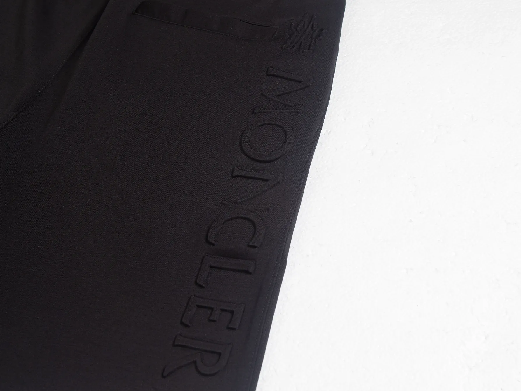 Logo-Patch Cotton-Blend Jersey Shorts D13516180 — view 10