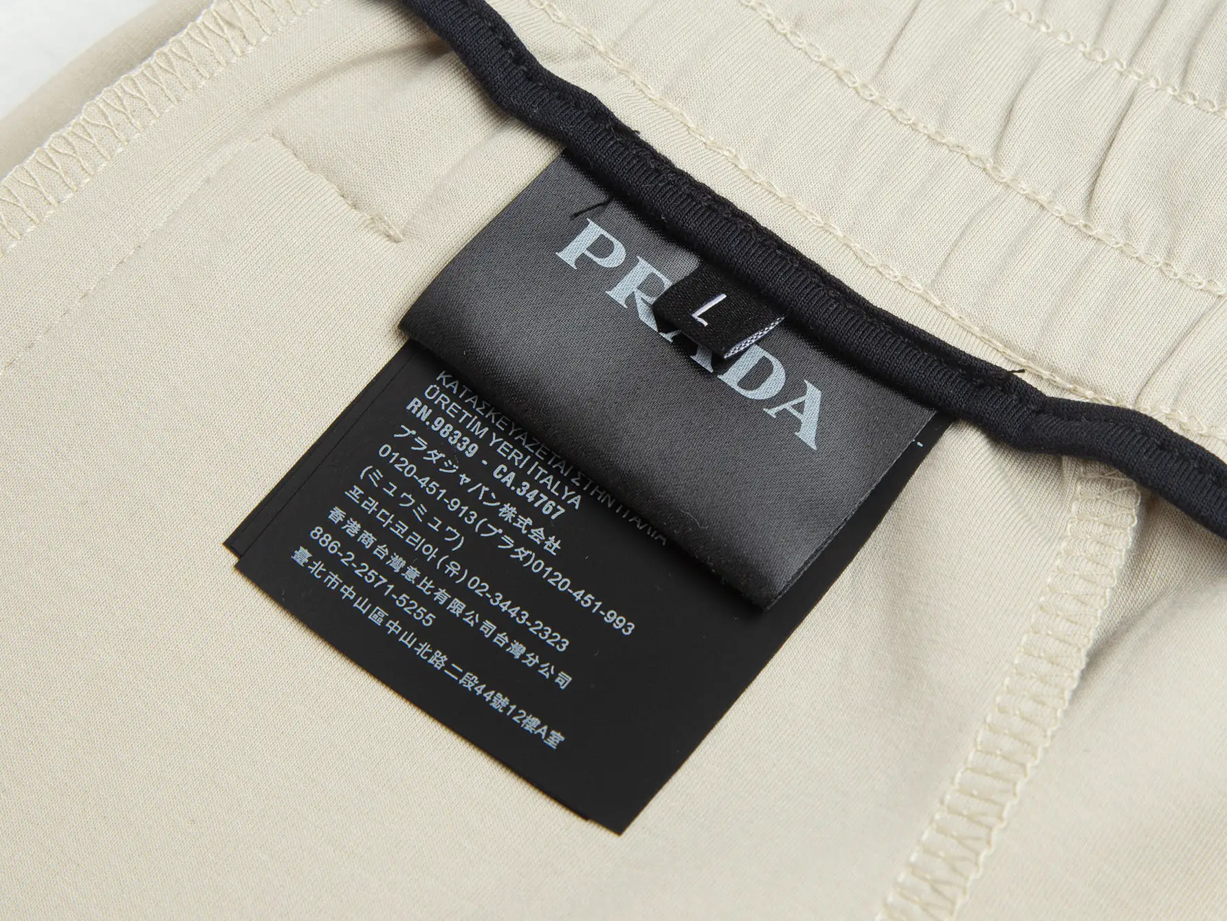Logo-Patch Cotton-Blend Jersey Shorts D13516207 — view 9