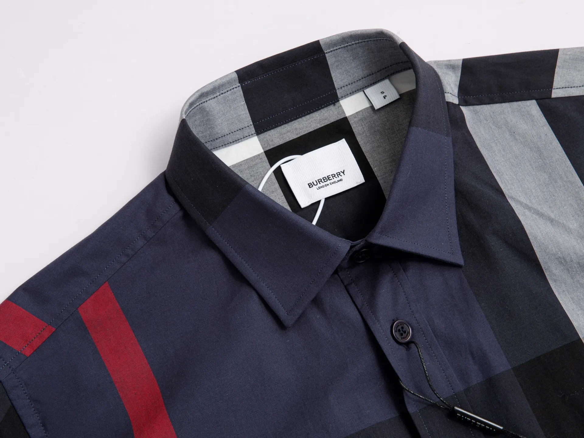 Check Print Short-Sleeve Cotton Shirt D14016370 — view 3