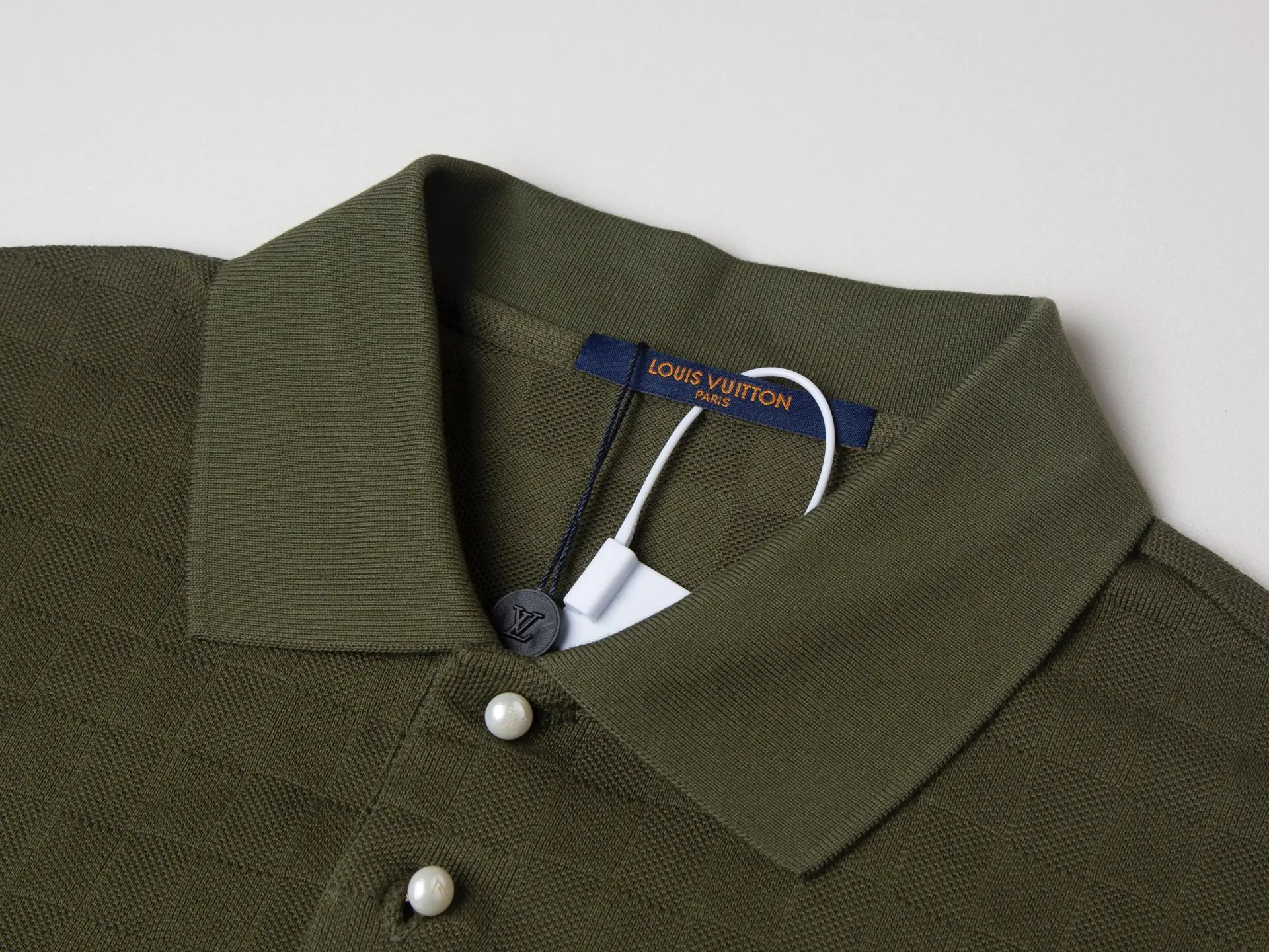Damier Embroidered Polo Shirt with Pearl Buttons D14016338 — view 4