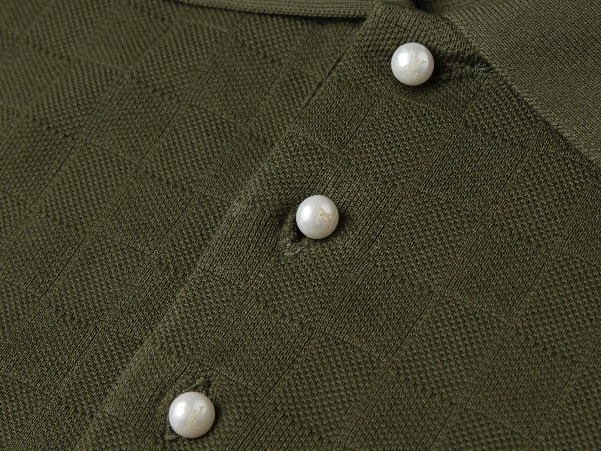 Damier Embroidered Polo Shirt with Pearl Buttons D14016338 — view 5