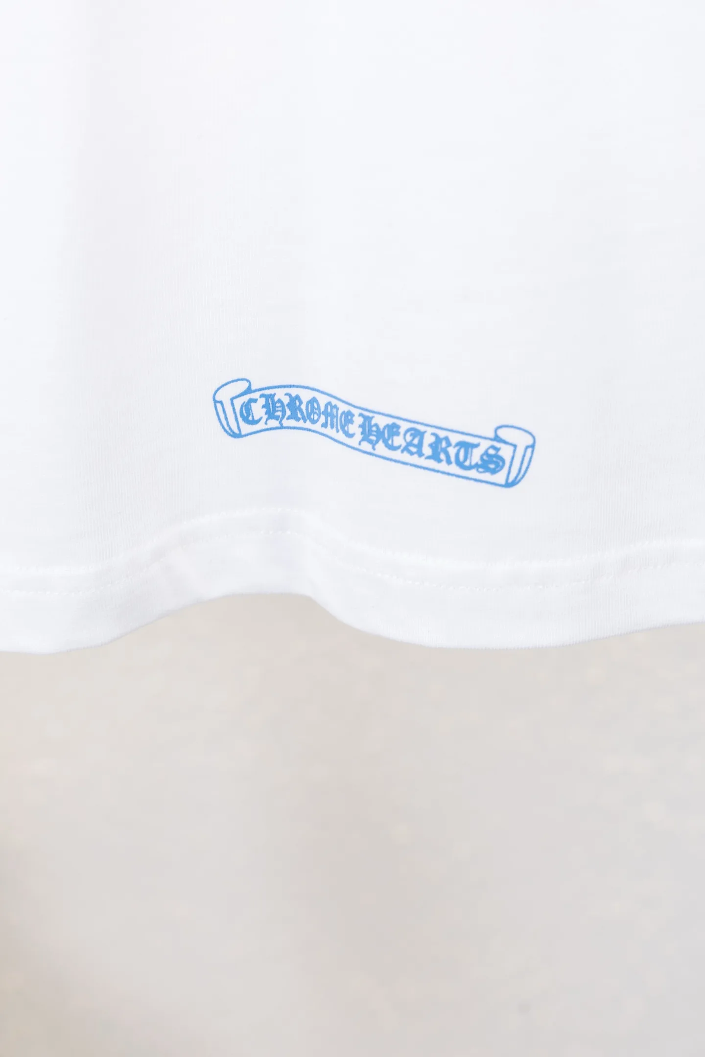 Logo-Print Cotton-Jersey Long-Sleeve T-Shirt D14512667 — view 10