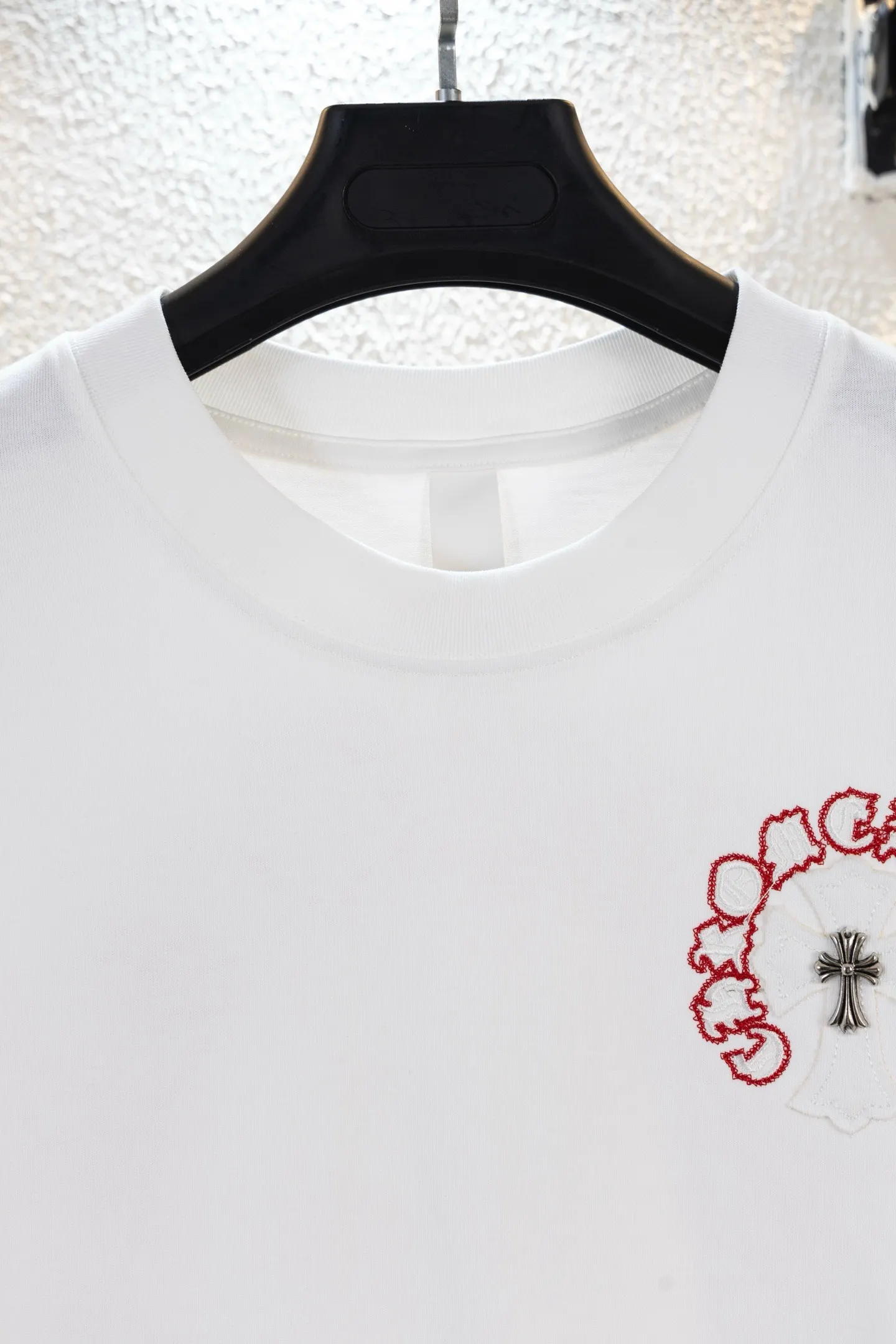 Embroidered Horseshoe Cross Oversized T-Shirt D14511547 — view 3