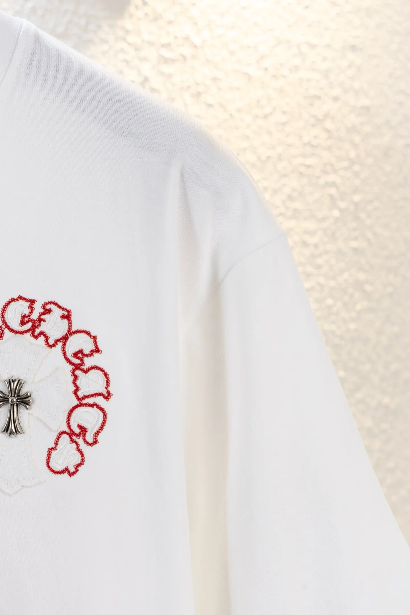 Embroidered Horseshoe Cross Oversized T-Shirt D14511547 — view 5