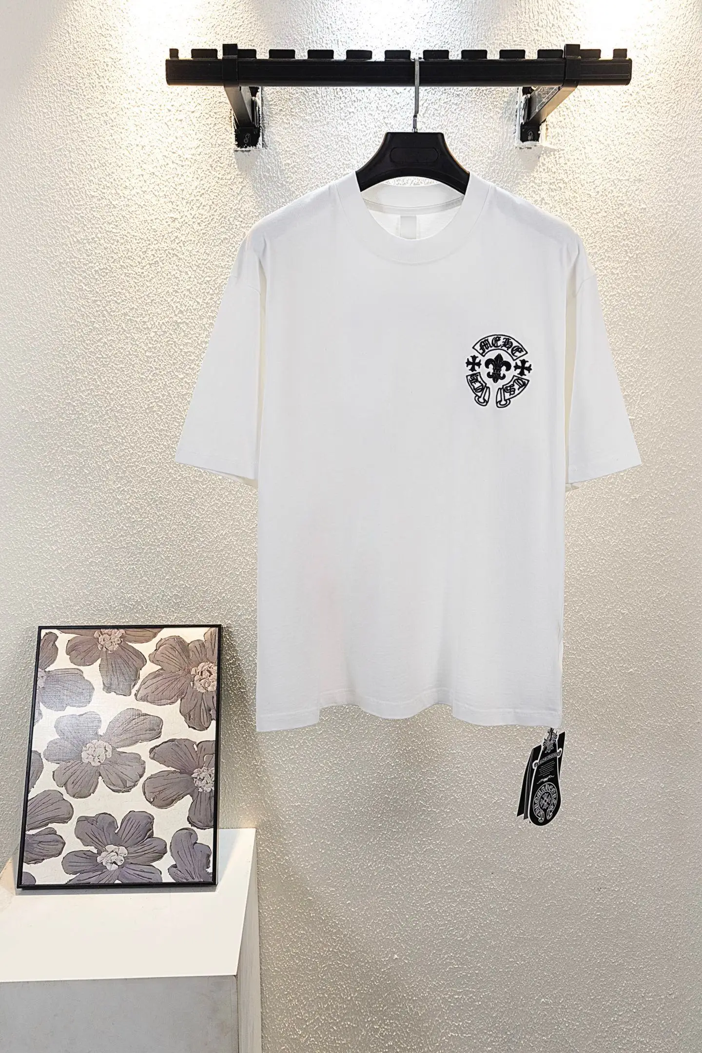 Embroidered Horseshoe Cross Oversized T-Shirt D14511550