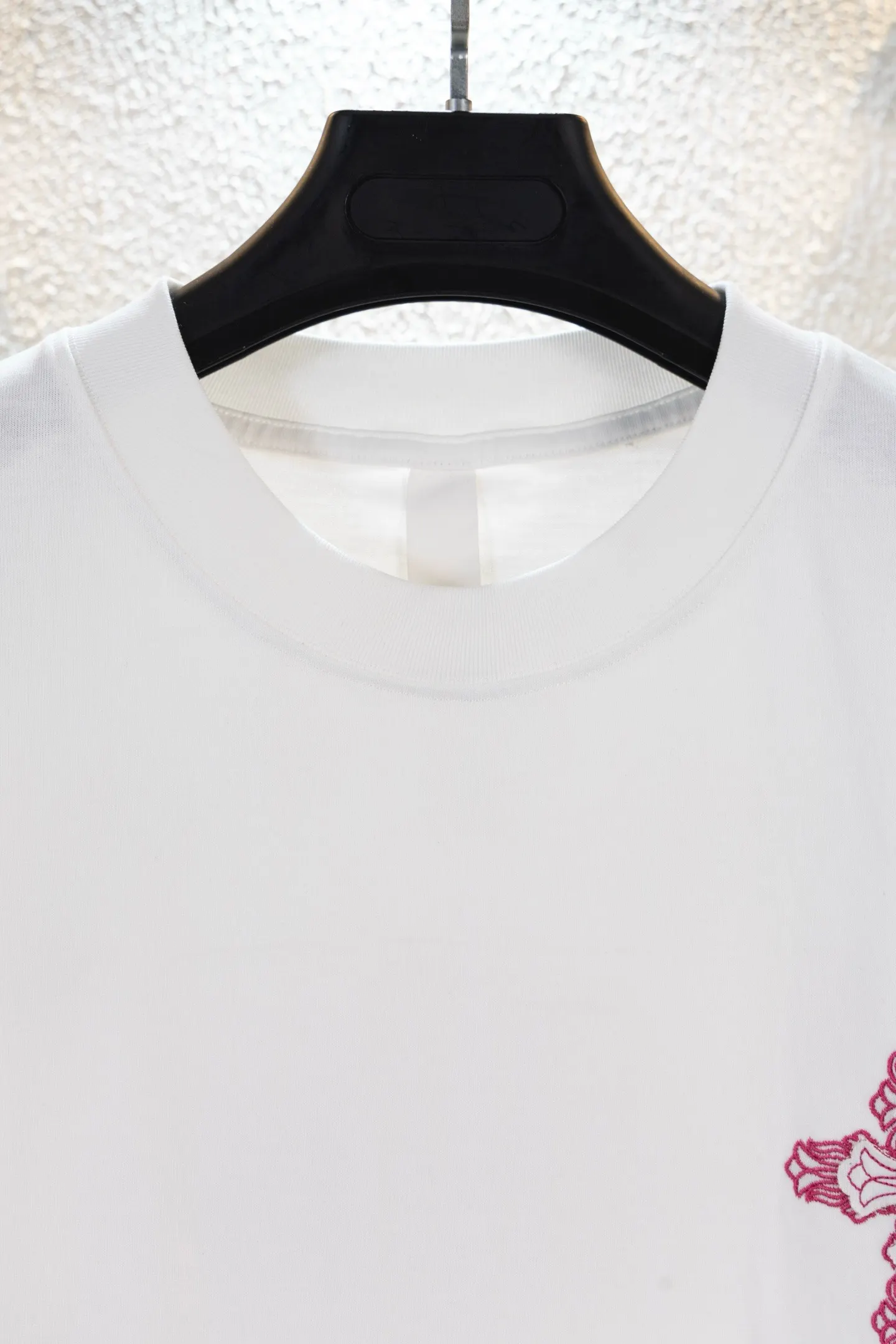 Cross Patch Embroidered Cotton T-Shirt D14511538 — view 3