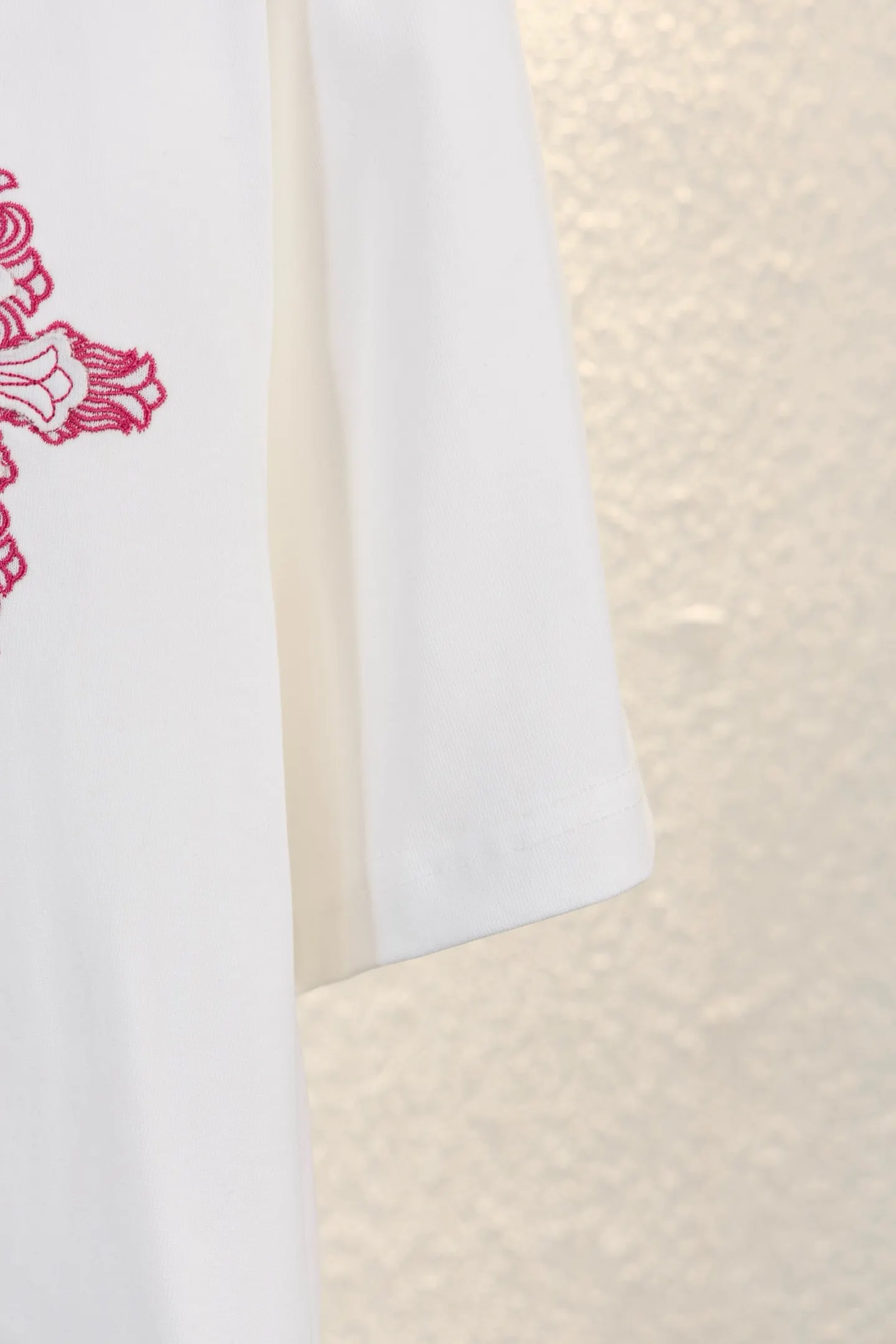 Cross Patch Embroidered Cotton T-Shirt D14511538 — view 7