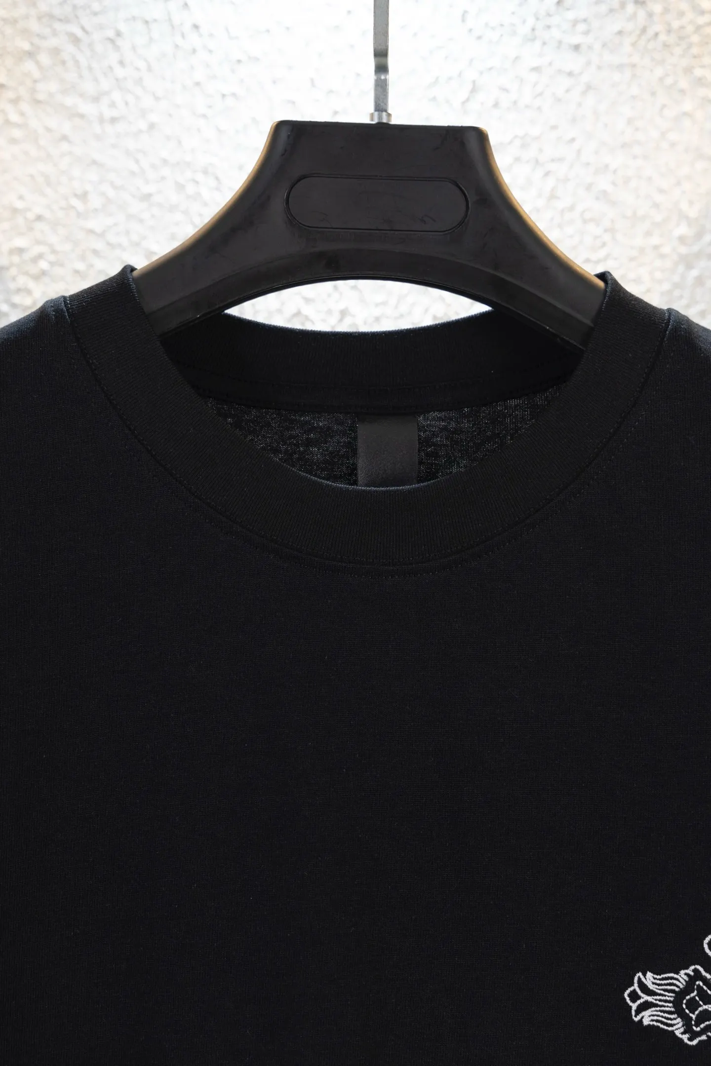 Cross Patch Embroidered Cotton T-Shirt D14511539 — view 3