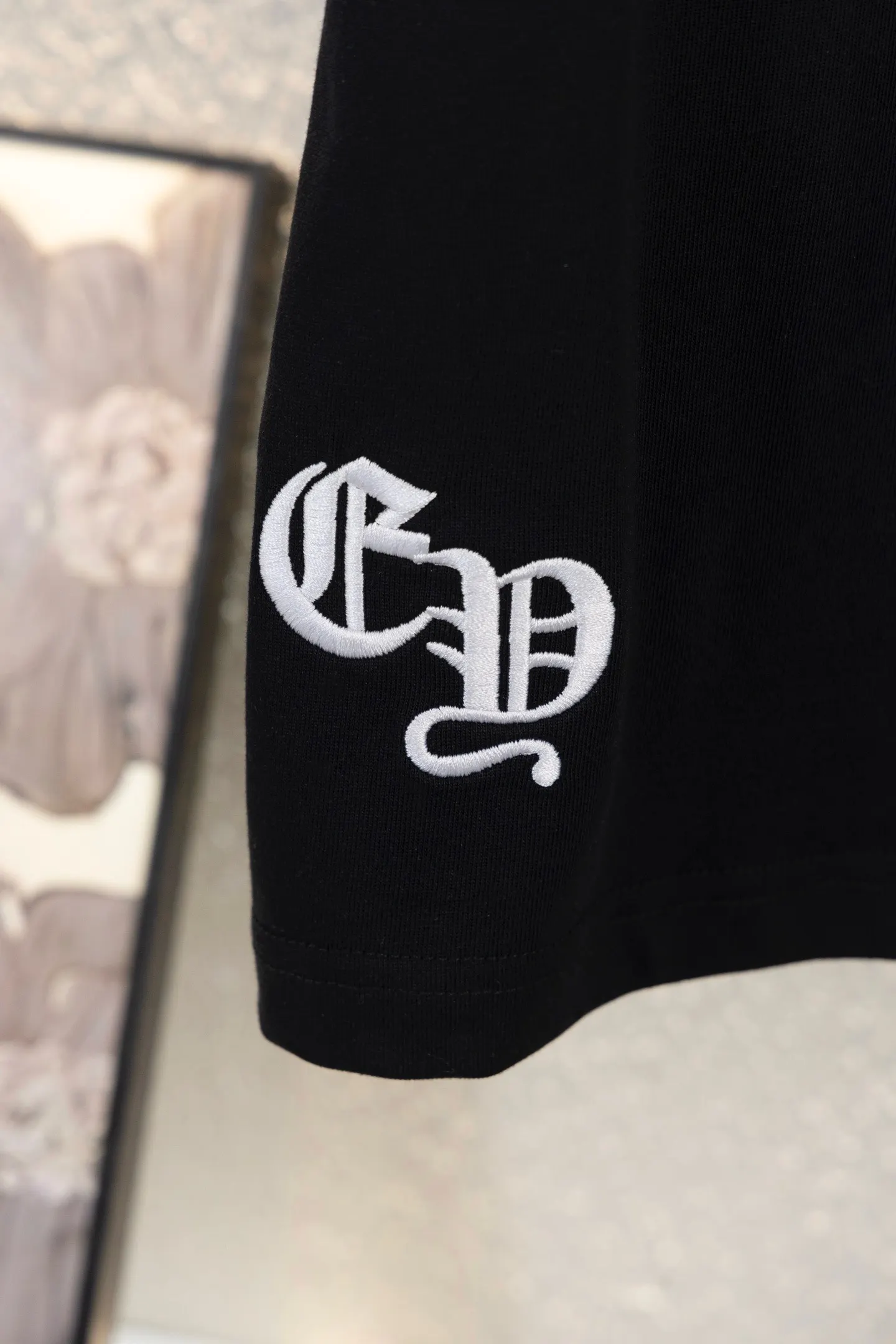 Cross Patch Embroidered Cotton T-Shirt D14511539 — view 6