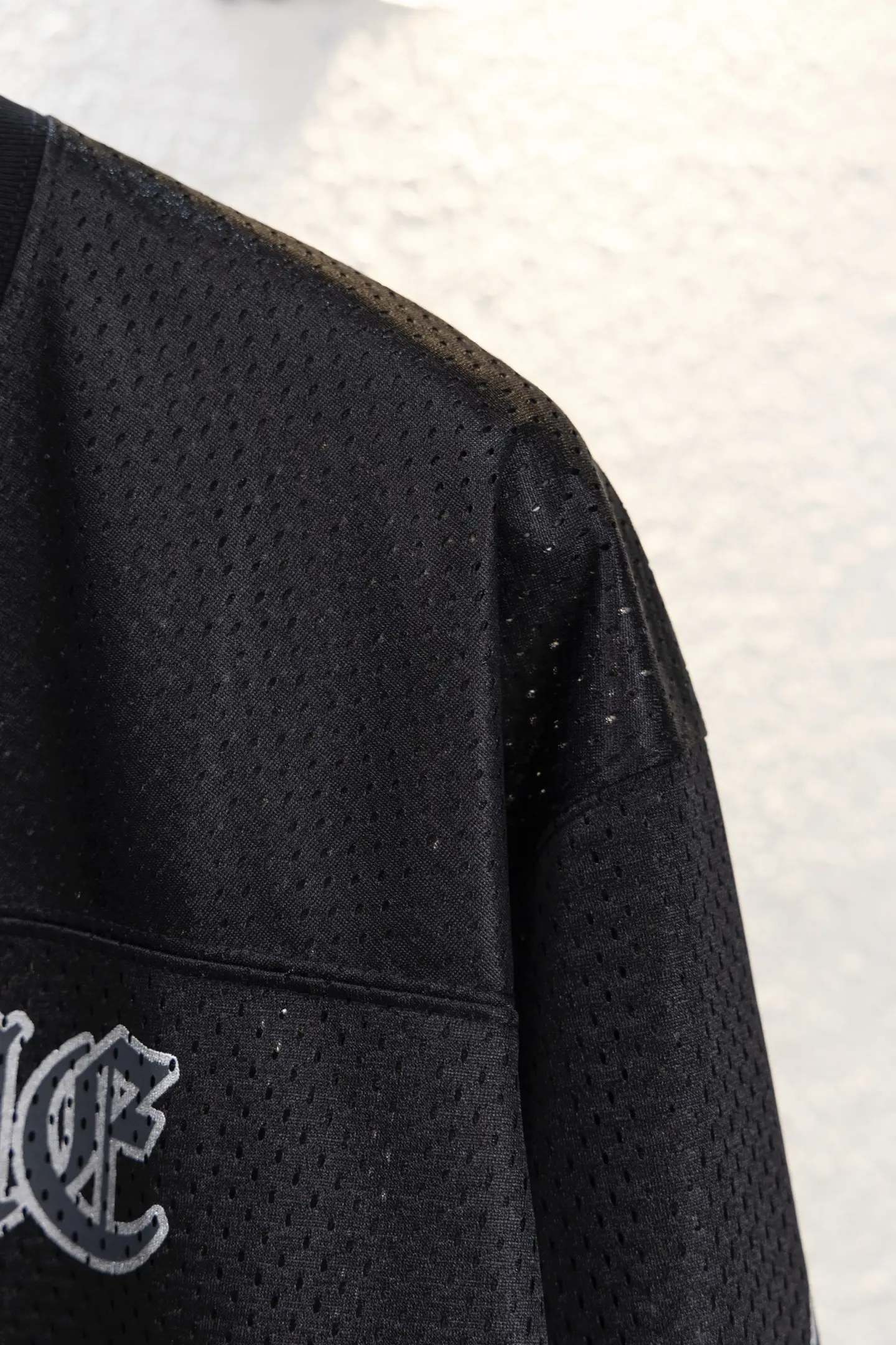 Logo-Print Mesh Hockey Jersey D14512649 — view 7