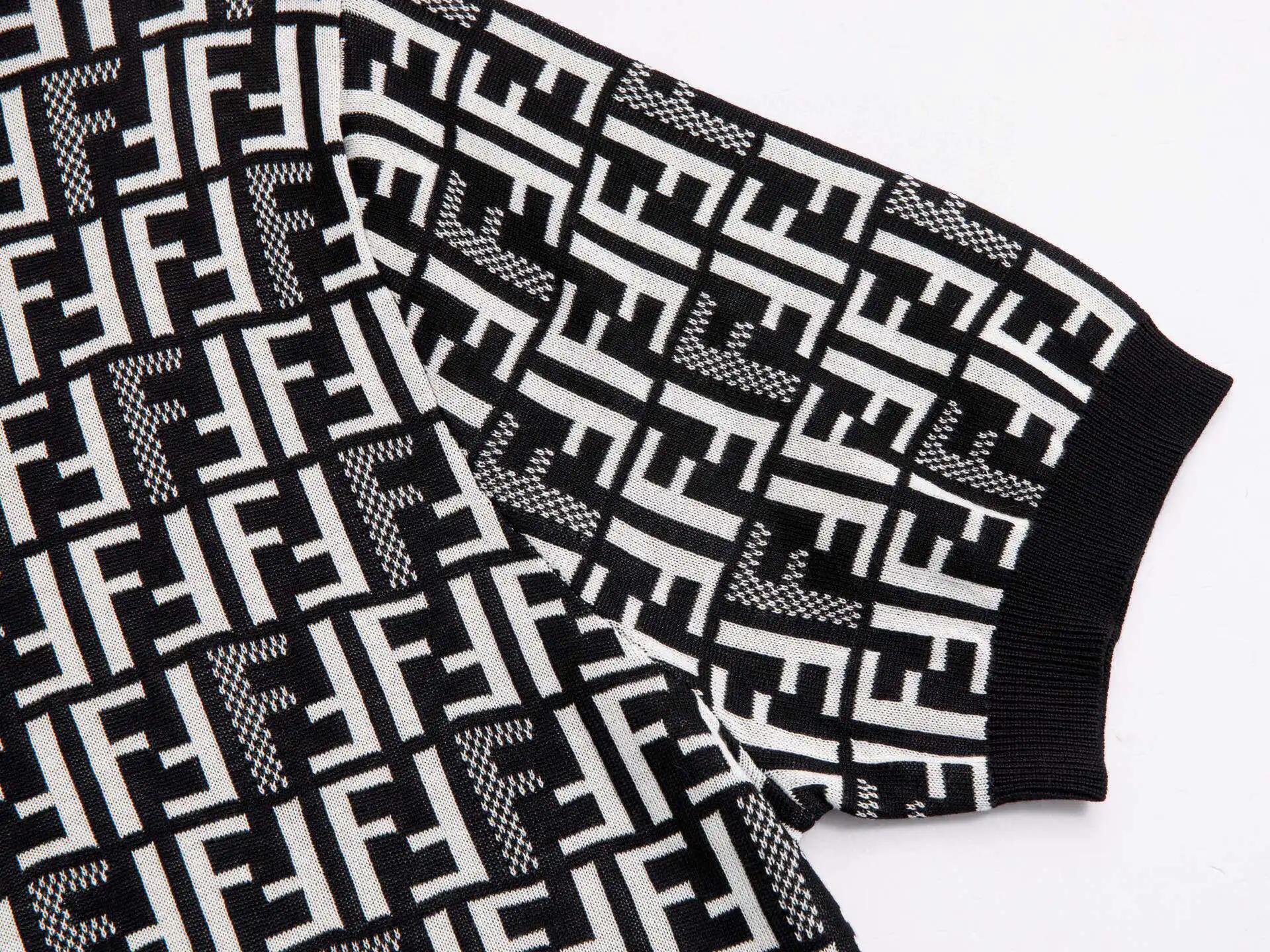 FF Monogram Jacquard Knit T-Shirt D15016514 — view 5