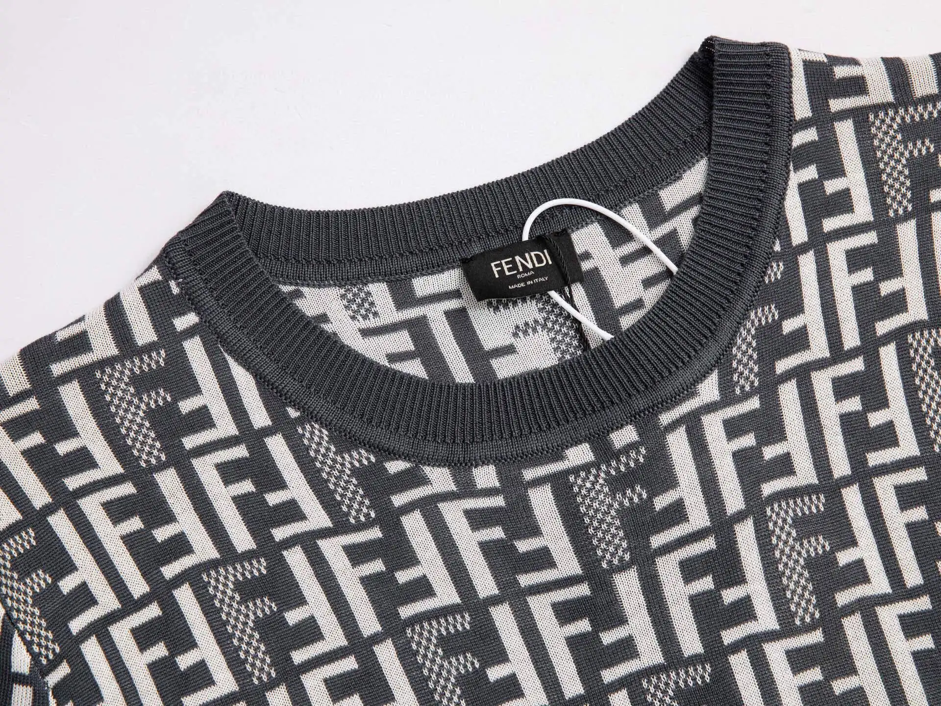 FF Monogram Jacquard Knit T-Shirt D15016515 — view 3